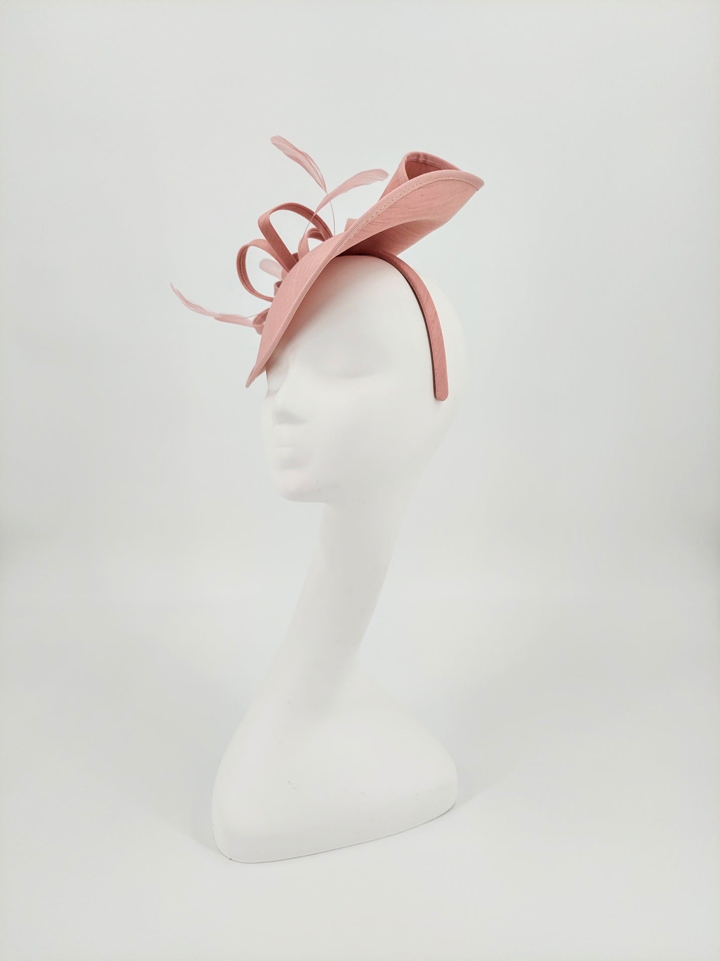 Hat Haven Millinery - Best Kentucky Derby hats, custom hats, hat maker, milliner, derby hats in Louisville, ladies hats, dress hats, church hats, men's hats, Kentucky Derby hats, hat store Louisville Kentucky.