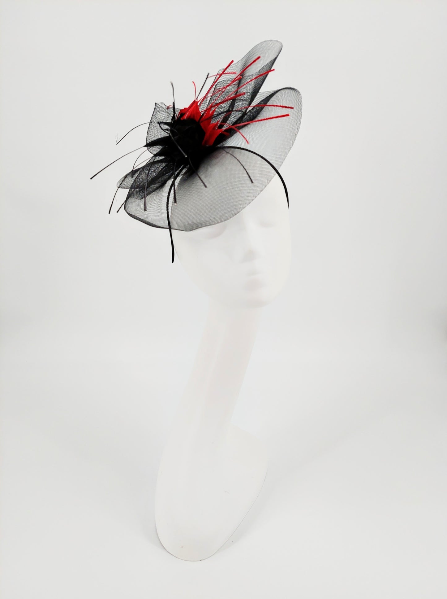 Hat Haven Millinery - Best Kentucky Derby hats, custom hats, hat maker, milliner, derby hats in Louisville, ladies hats, dress hats, church hats, men's hats, Kentucky Derby hats, hat store Louisville Kentucky.