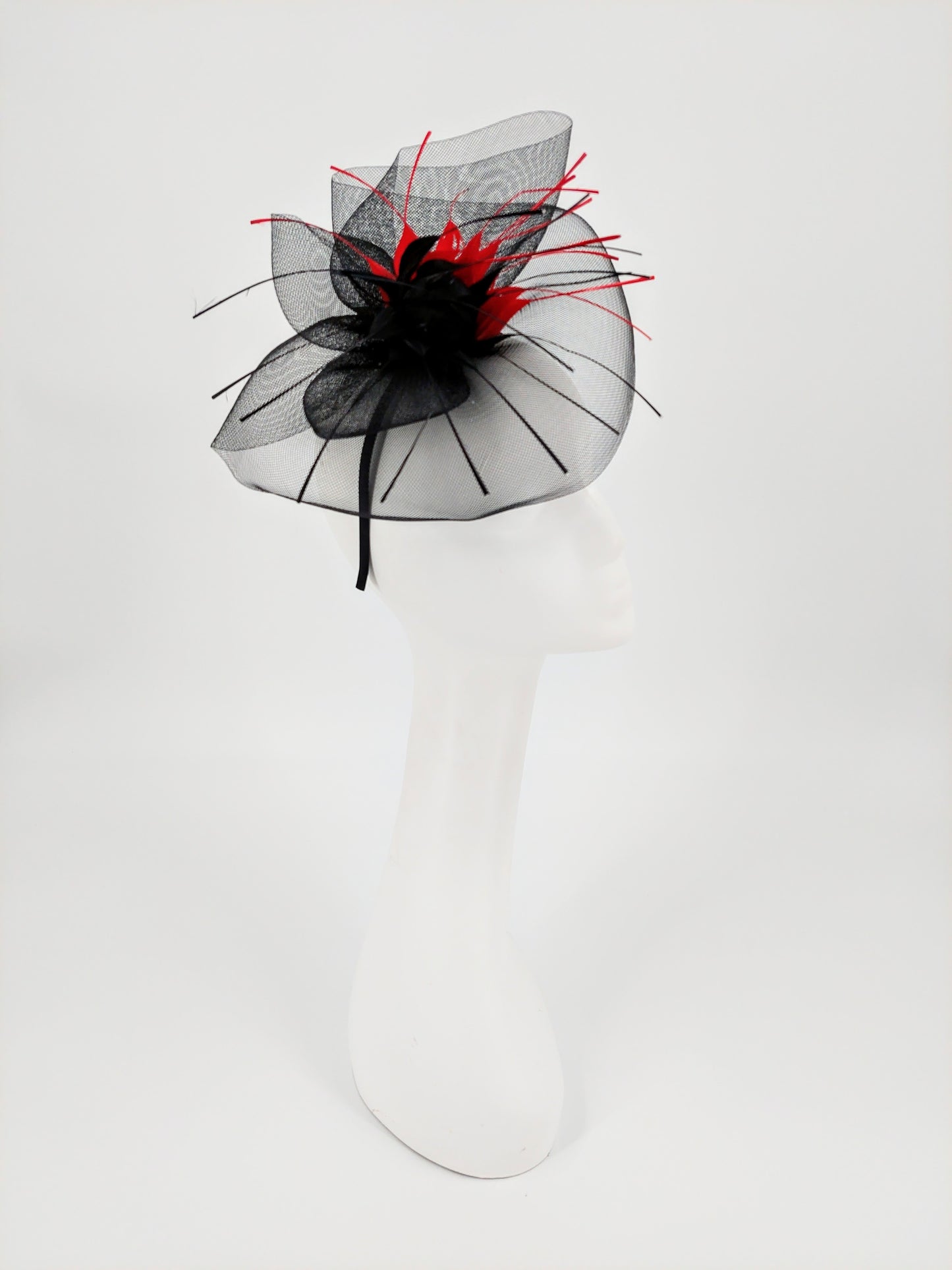 Hat Haven Millinery - Best Kentucky Derby hats, custom hats, hat maker, milliner, derby hats in Louisville, ladies hats, dress hats, church hats, men's hats, Kentucky Derby hats, hat store Louisville Kentucky.