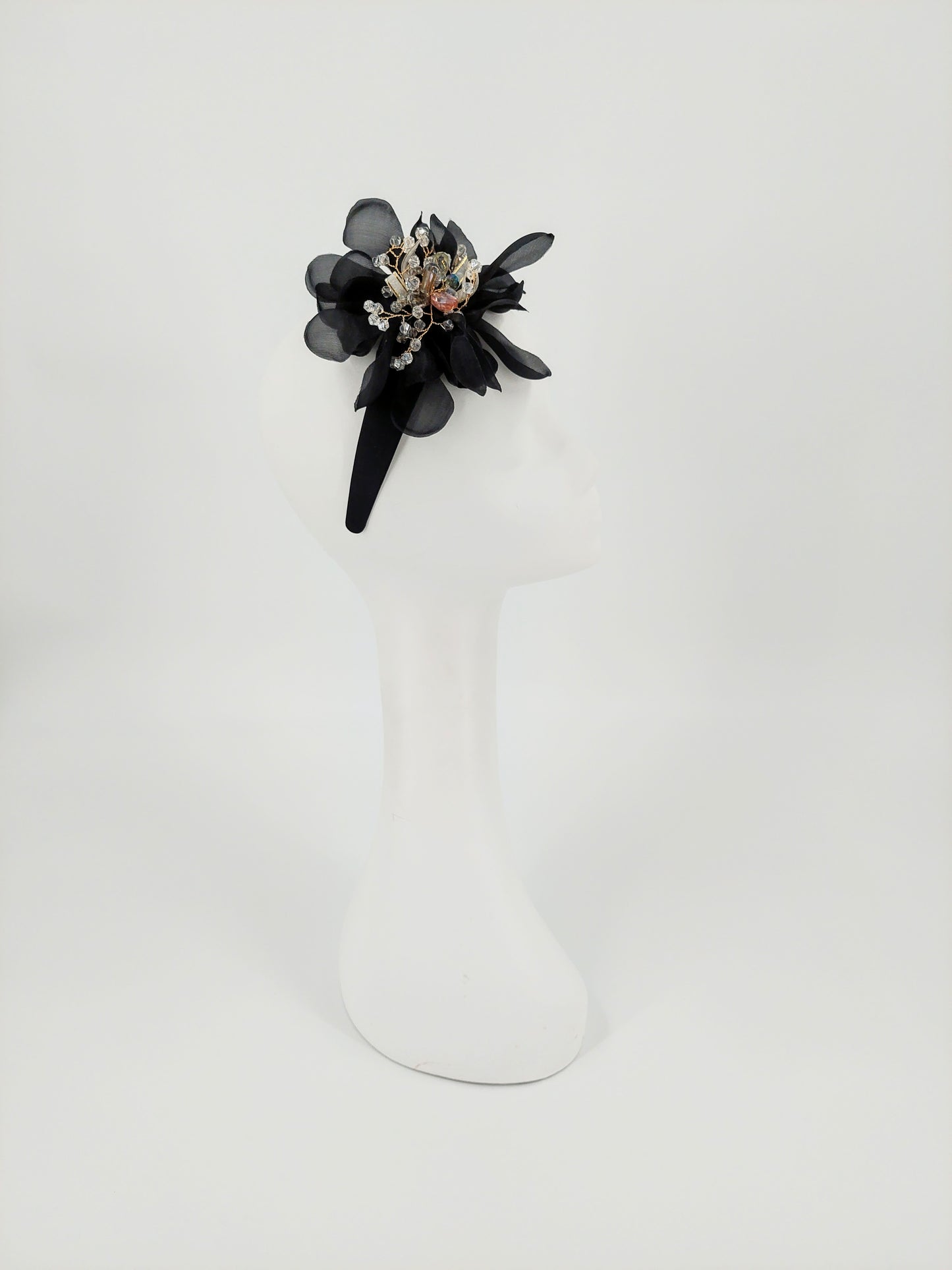 Hat Haven Millinery - Best Kentucky Derby hats, custom hats, hat maker, milliner, derby hats in Louisville, ladies hats, dress hats, church hats, men's hats, Kentucky Derby hats, hat store Louisville Kentucky.