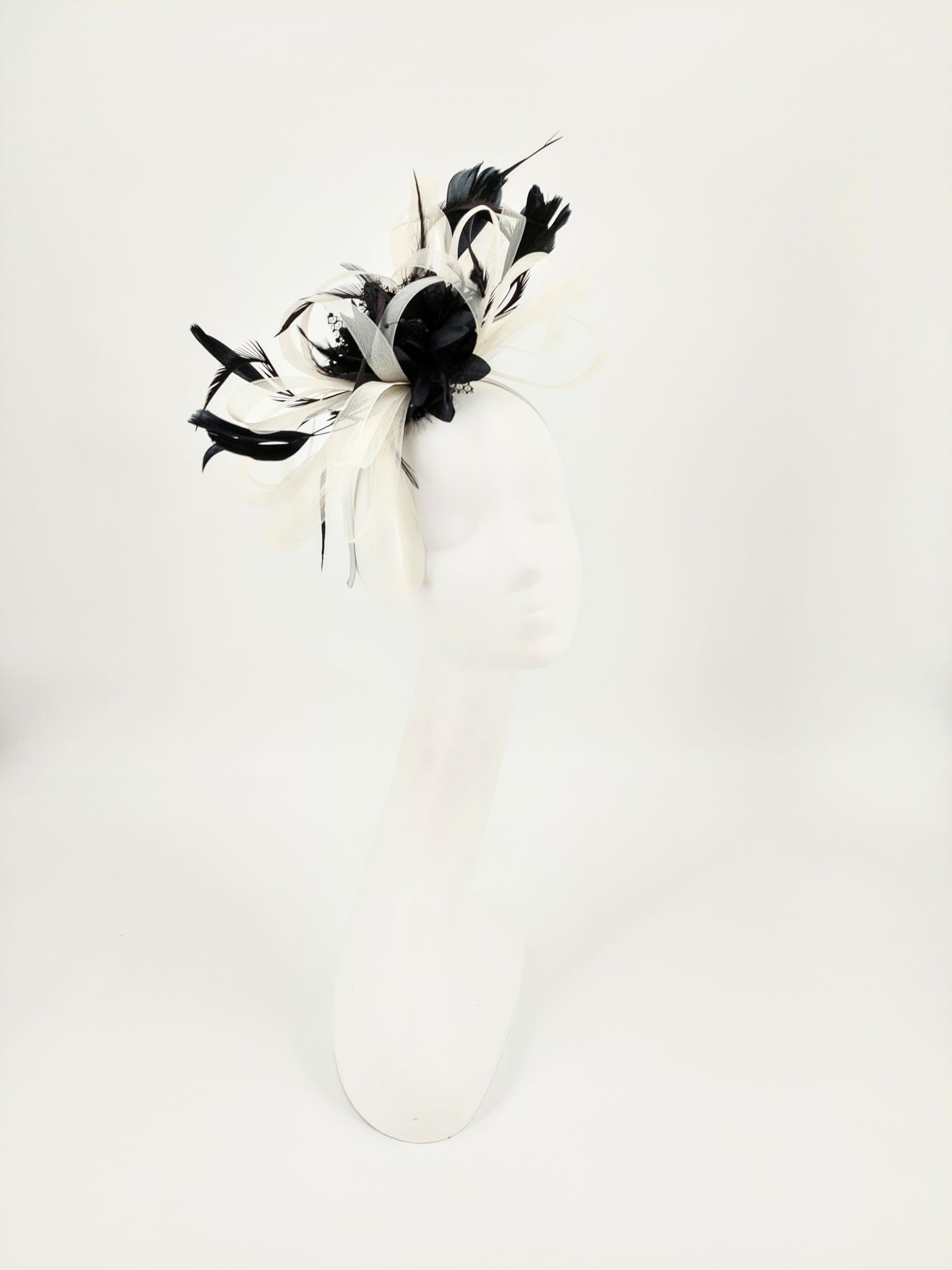 Hat Haven Millinery - Best Kentucky Derby hats, custom hats, hat maker, milliner, derby hats in Louisville, ladies hats, dress hats, church hats, men's hats, Kentucky Derby hats, hat store Louisville Kentucky.