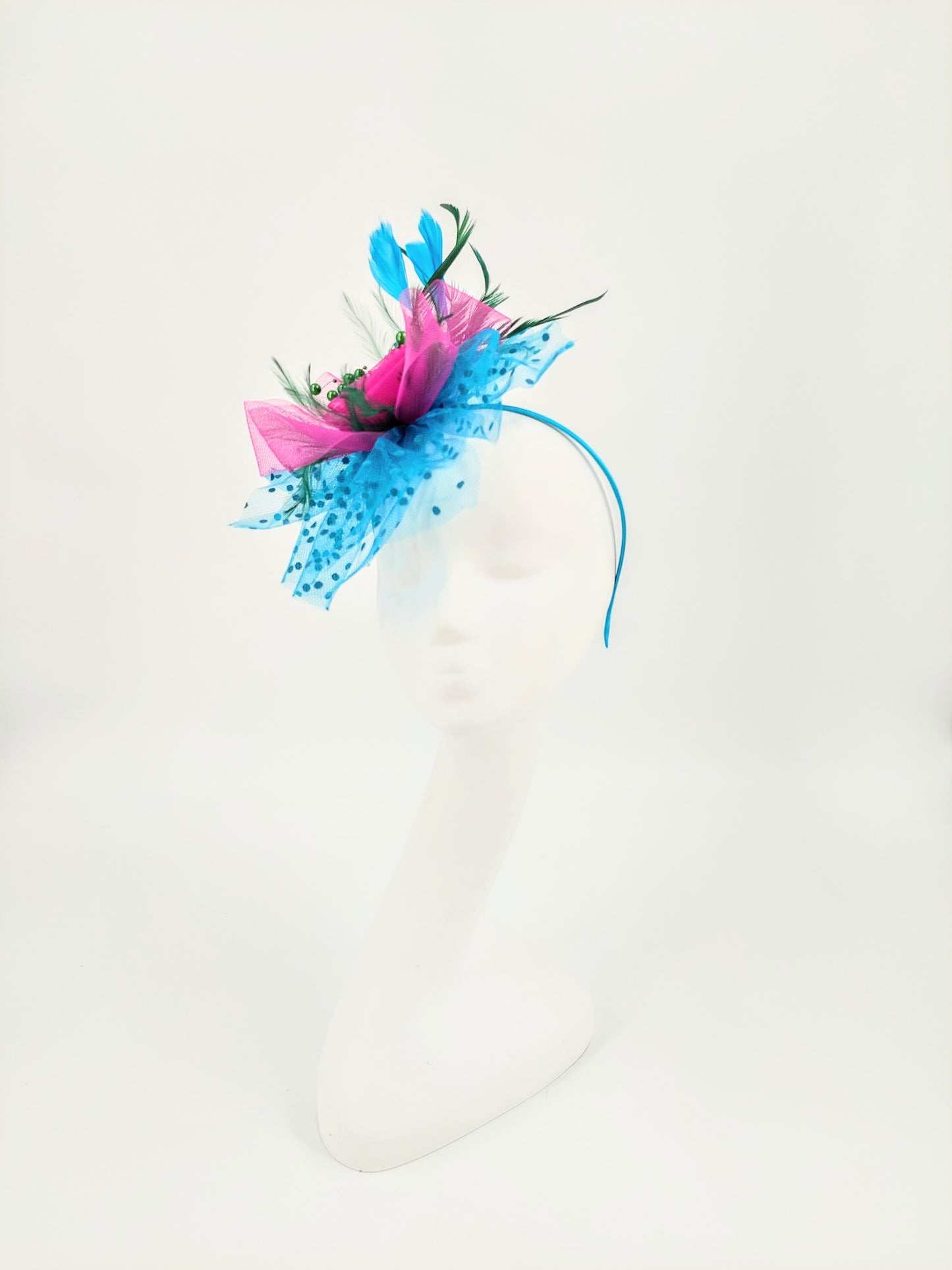 Hat Haven Millinery - Best Kentucky Derby hats, custom hats, hat maker, milliner, derby hats in Louisville, ladies hats, dress hats, church hats, men's hats, Kentucky Derby hats, hat store Louisville Kentucky.