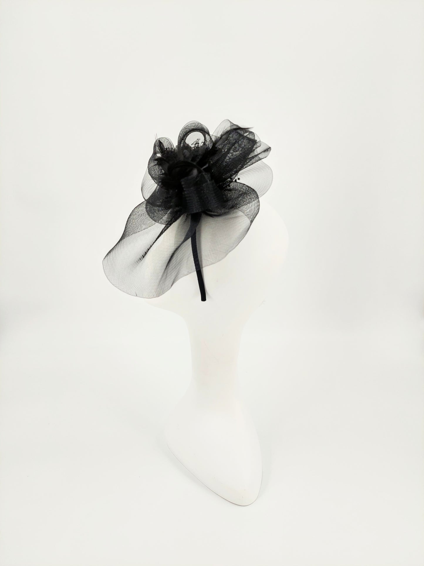 Hat Haven Millinery - Best Kentucky Derby hats, custom hats, hat maker, milliner, derby hats in Louisville, ladies hats, dress hats, church hats, men's hats, Kentucky Derby hats, hat store Louisville Kentucky.