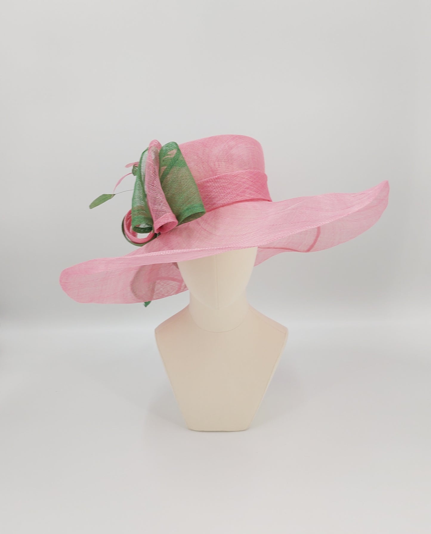 Hat Haven Millinery - custom hats, Derby hats, best derby hats, milliner, hat maker in Louisville, derby hats Louisville, Kentucky Derby hats, dress hats, church hats, ladies hats, bridal hats, wedding hats, fascinators