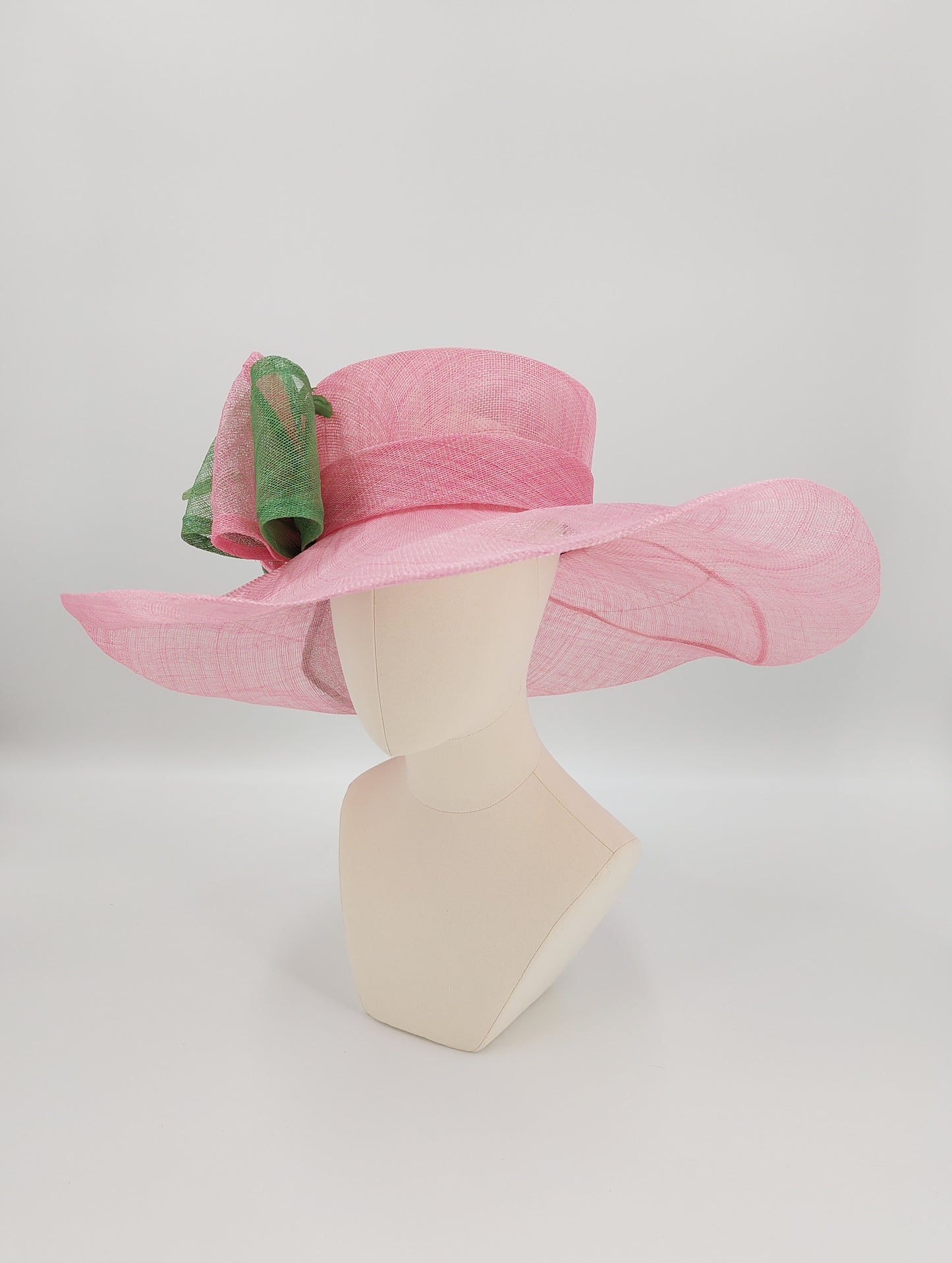 Hat Haven Millinery - custom hats, Derby hats, best derby hats, milliner, hat maker in Louisville, derby hats Louisville, Kentucky Derby hats, dress hats, church hats, ladies hats, bridal hats, wedding hats, fascinators