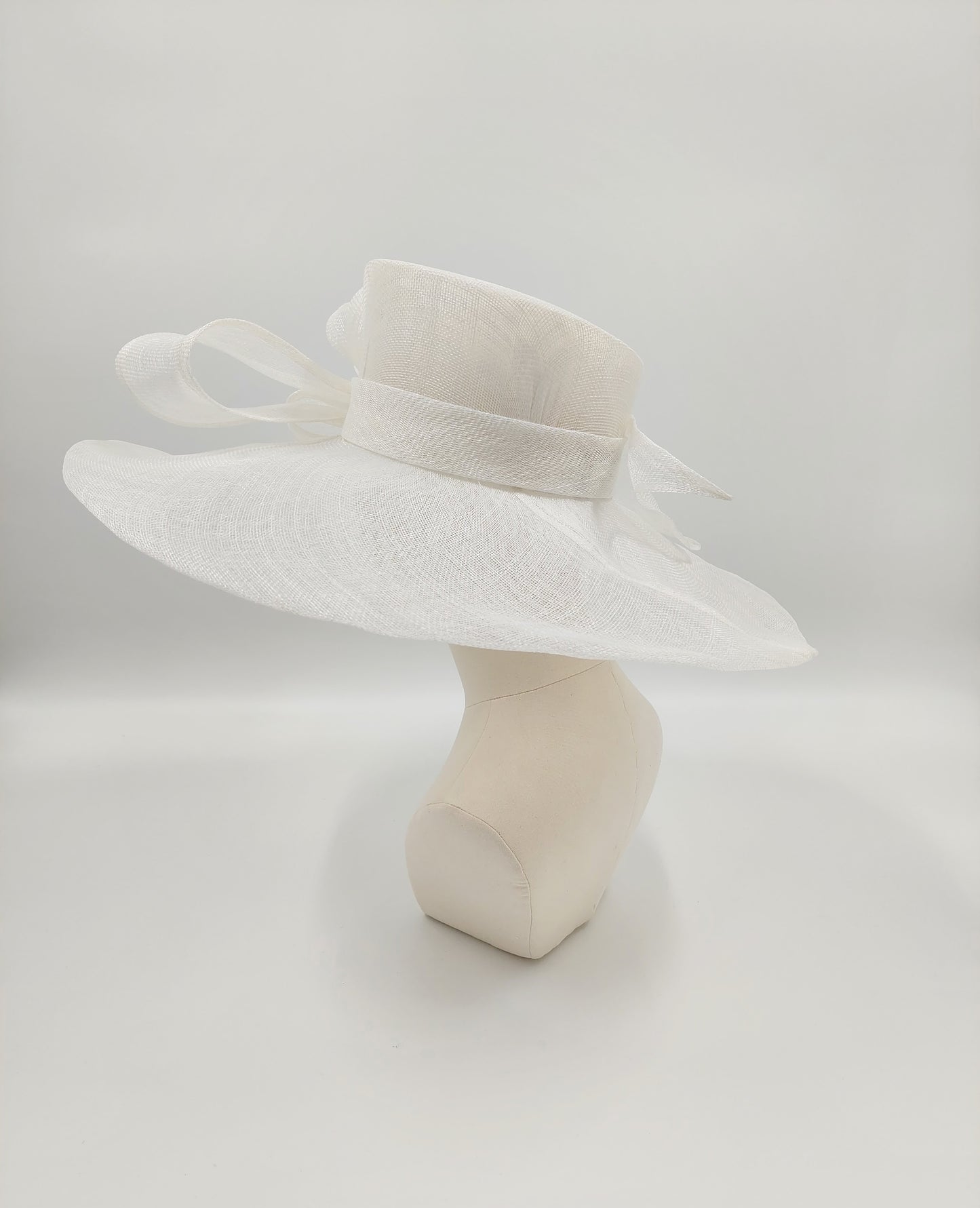 Wide Brim - White