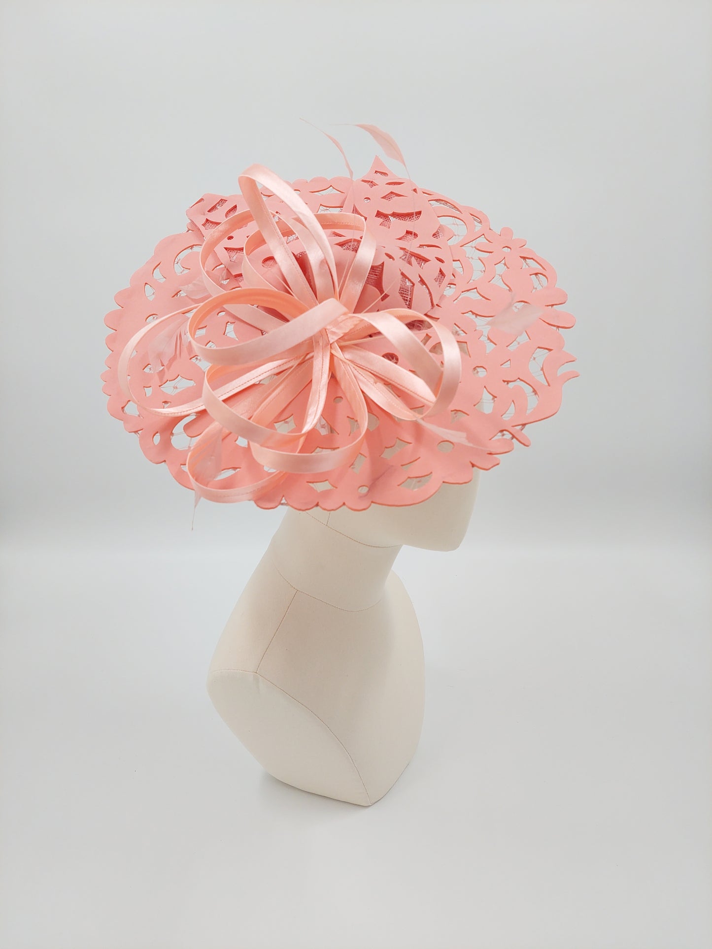 Hat Haven Millinery hat store in Louisville Kentucky, custom hat maker, miller, ladies dress hats, wedding hats, Kentucky Derby hats, fascinators, hatinators, men's hats, hat bands, Ascot hats, fashion on the field, race day hats.