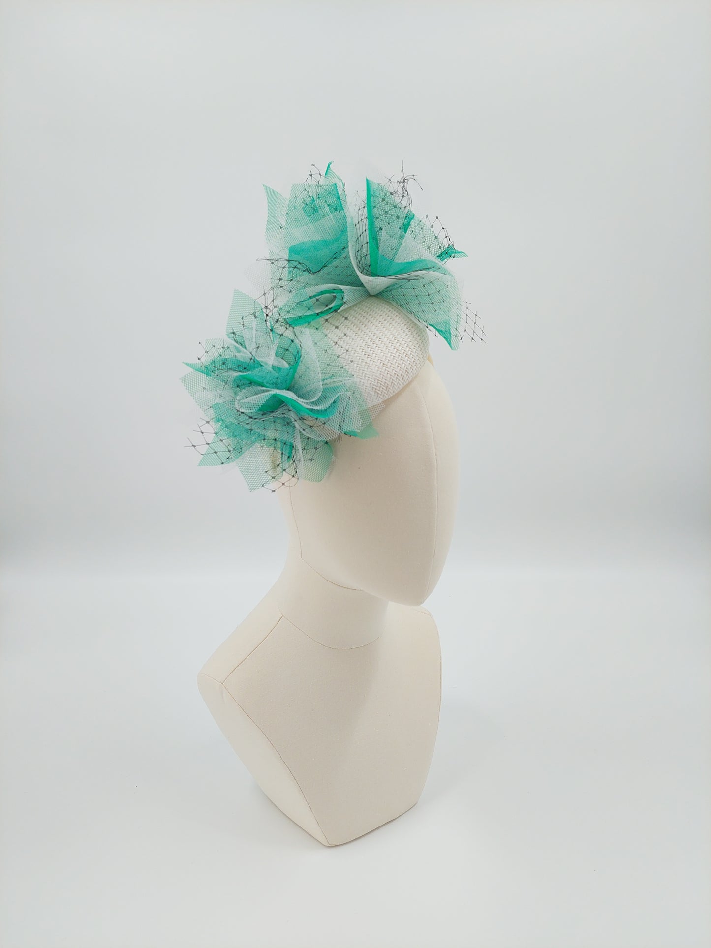 Hat Haven Millinery hat store in Louisville Kentucky, custom hat maker, miller, ladies dress hats, wedding hats, Kentucky Derby hats, fascinators, hatinators, men's hats, hat bands, Ascot hats, fashion on the field, race day hats.