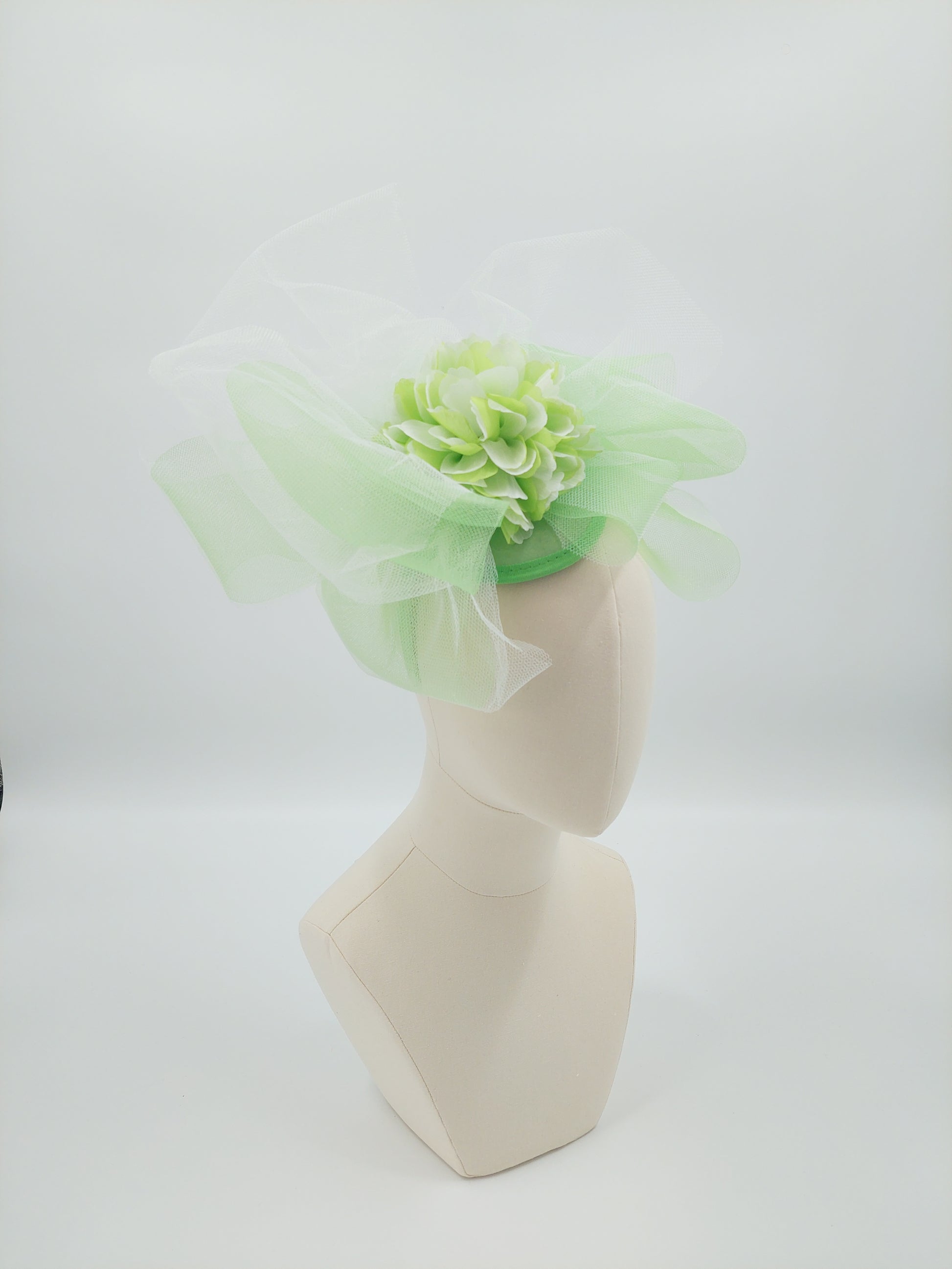 Hat Haven Millinery hat store in Louisville Kentucky, custom hat maker, miller, ladies dress hats, wedding hats, Kentucky Derby hats, fascinators, hatinators, men's hats, hat bands, Ascot hats, fashion on the field, race day hats.