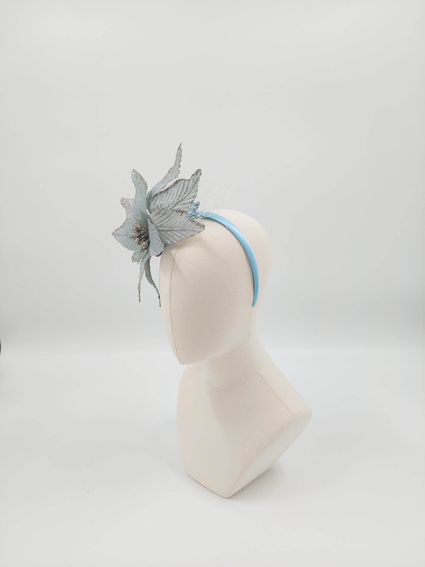 Hat Haven Millinery hat store in Louisville Kentucky, custom hat maker, miller, ladies dress hats, wedding hats, Kentucky Derby hats, fascinators, hatinators, men's hats, hat bands, Ascot hats, fashion on the field, race day hats.