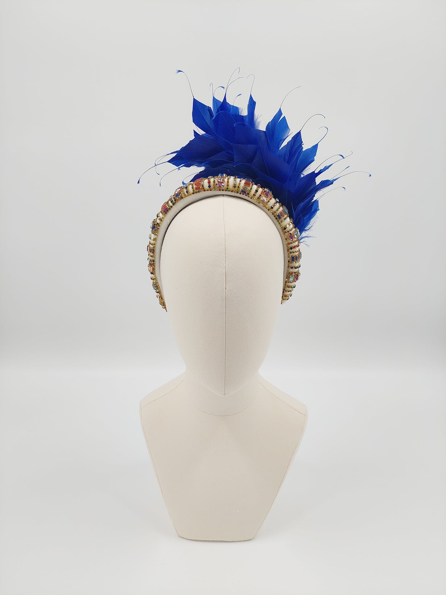 Hat Haven Millinery hat store in Louisville Kentucky, custom hat maker, miller, ladies dress hats, wedding hats, Kentucky Derby hats, fascinators, hatinators, men's hats, hat bands, Ascot hats, fashion on the field, race day hats.