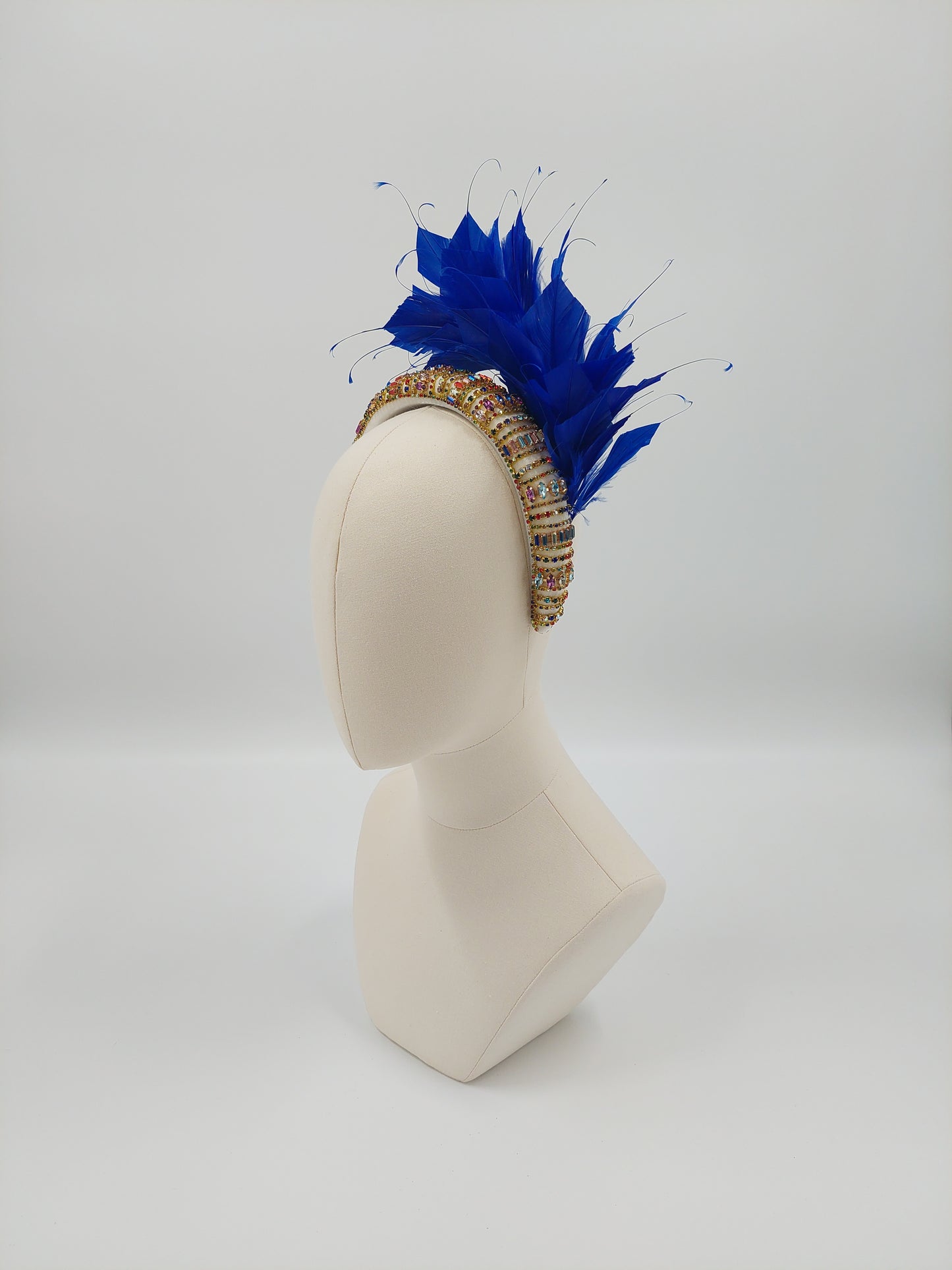 Hat Haven Millinery hat store in Louisville Kentucky, custom hat maker, miller, ladies dress hats, wedding hats, Kentucky Derby hats, fascinators, hatinators, men's hats, hat bands, Ascot hats, fashion on the field, race day hats.