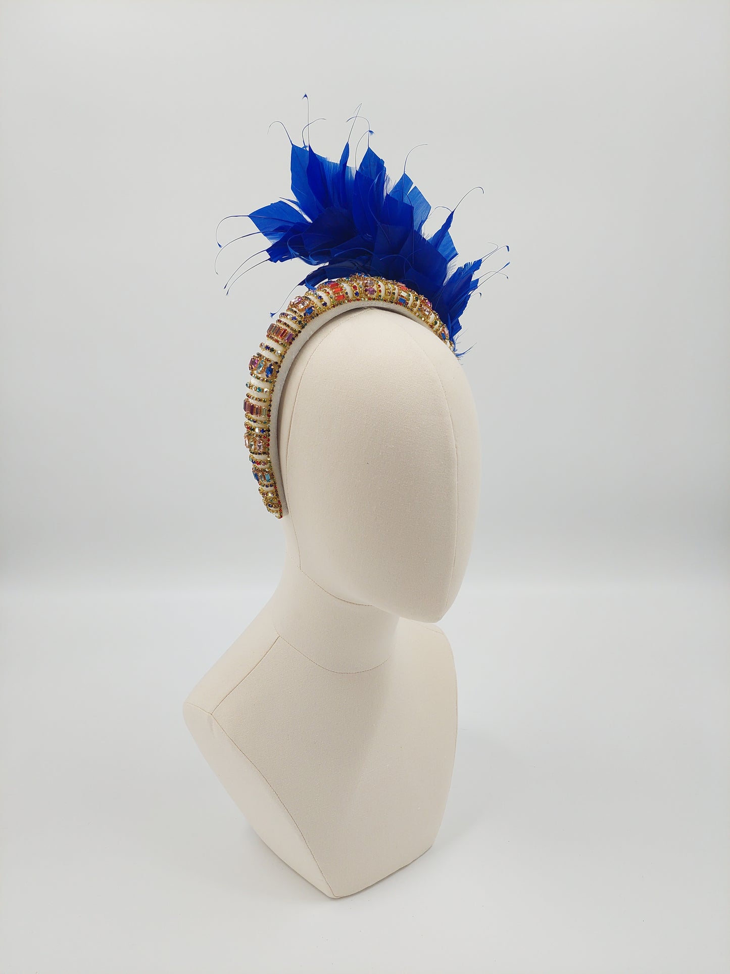 Hat Haven Millinery hat store in Louisville Kentucky, custom hat maker, miller, ladies dress hats, wedding hats, Kentucky Derby hats, fascinators, hatinators, men's hats, hat bands, Ascot hats, fashion on the field, race day hats.