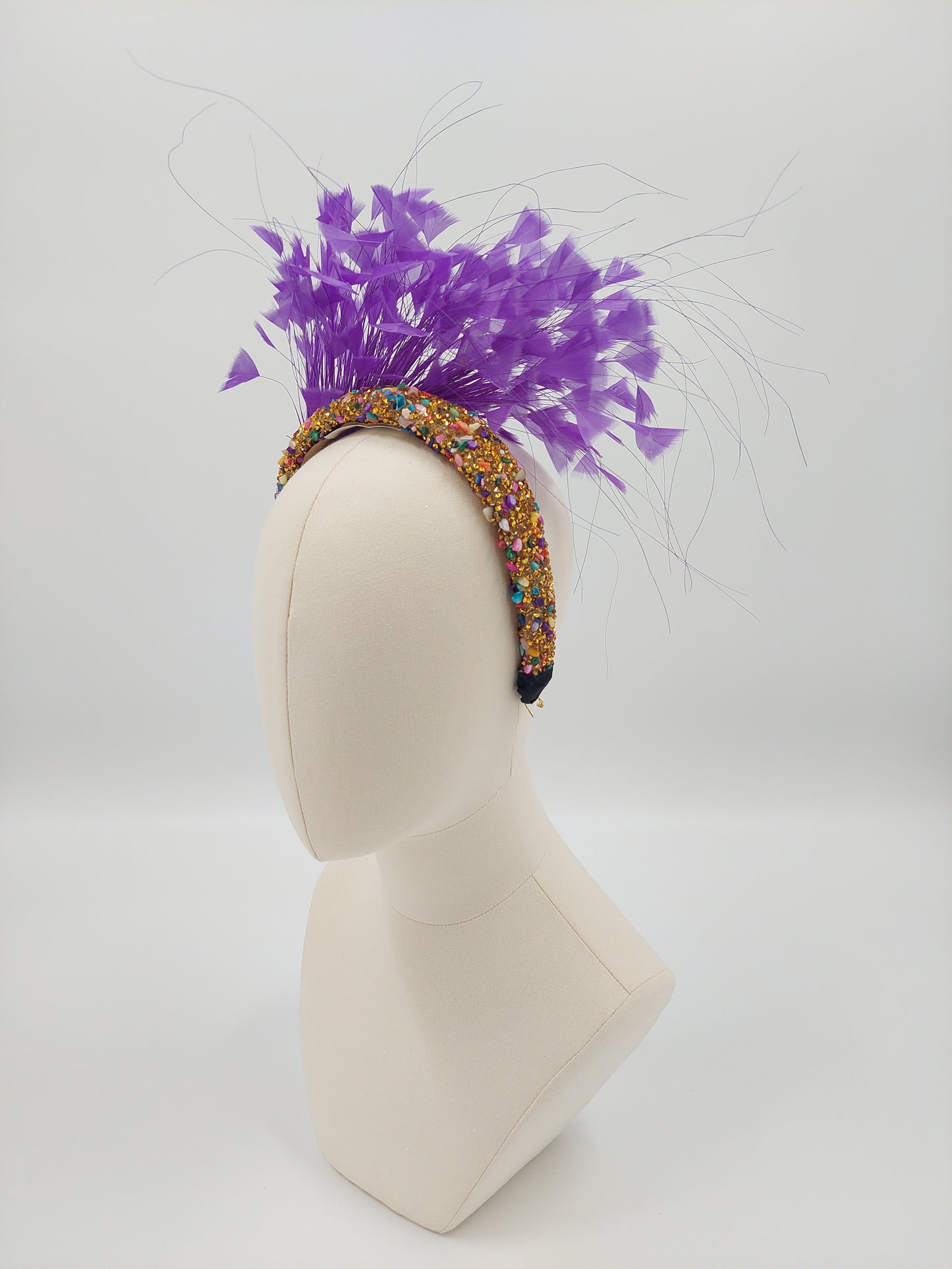 Hat Haven Millinery hat store in Louisville Kentucky, custom hat maker, miller, ladies dress hats, wedding hats, Kentucky Derby hats, fascinators, hatinators, men's hats, hat bands, Ascot hats, fashion on the field, race day hats.