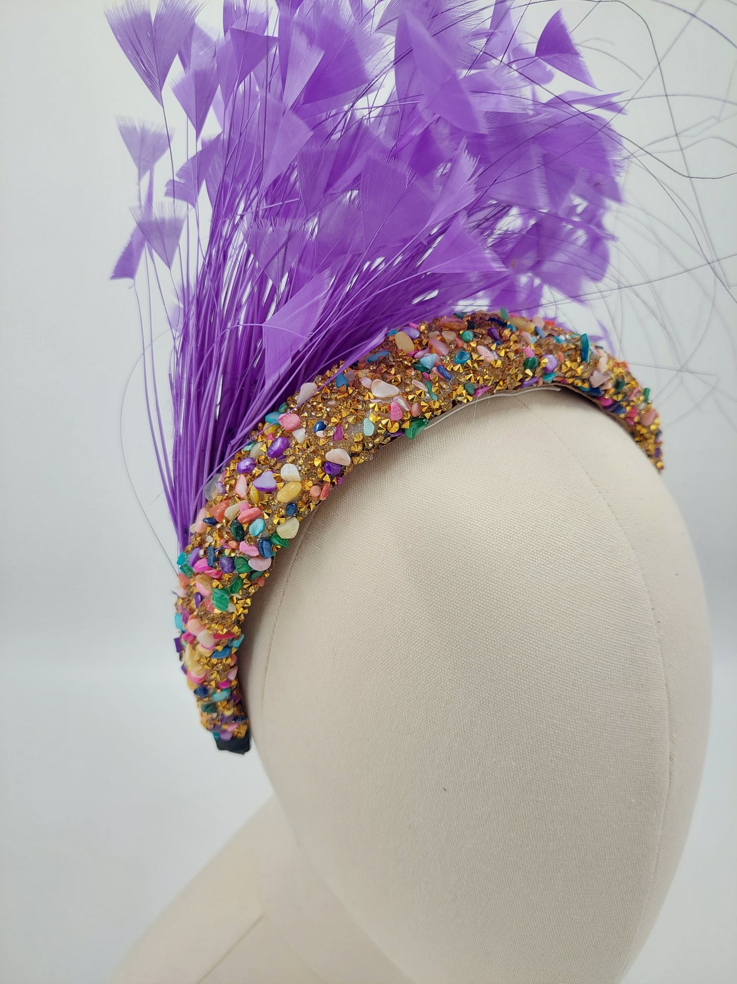 Hat Haven Millinery hat store in Louisville Kentucky, custom hat maker, miller, ladies dress hats, wedding hats, Kentucky Derby hats, fascinators, hatinators, men's hats, hat bands, Ascot hats, fashion on the field, race day hats.