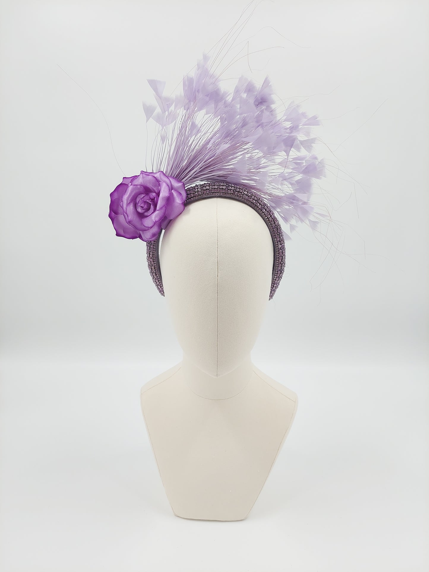 Hat Haven Millinery hat store in Louisville Kentucky, custom hat maker, miller, ladies dress hats, wedding hats, Kentucky Derby hats, fascinators, hatinators, men's hats, hat bands, Ascot hats, fashion on the field, race day hats.