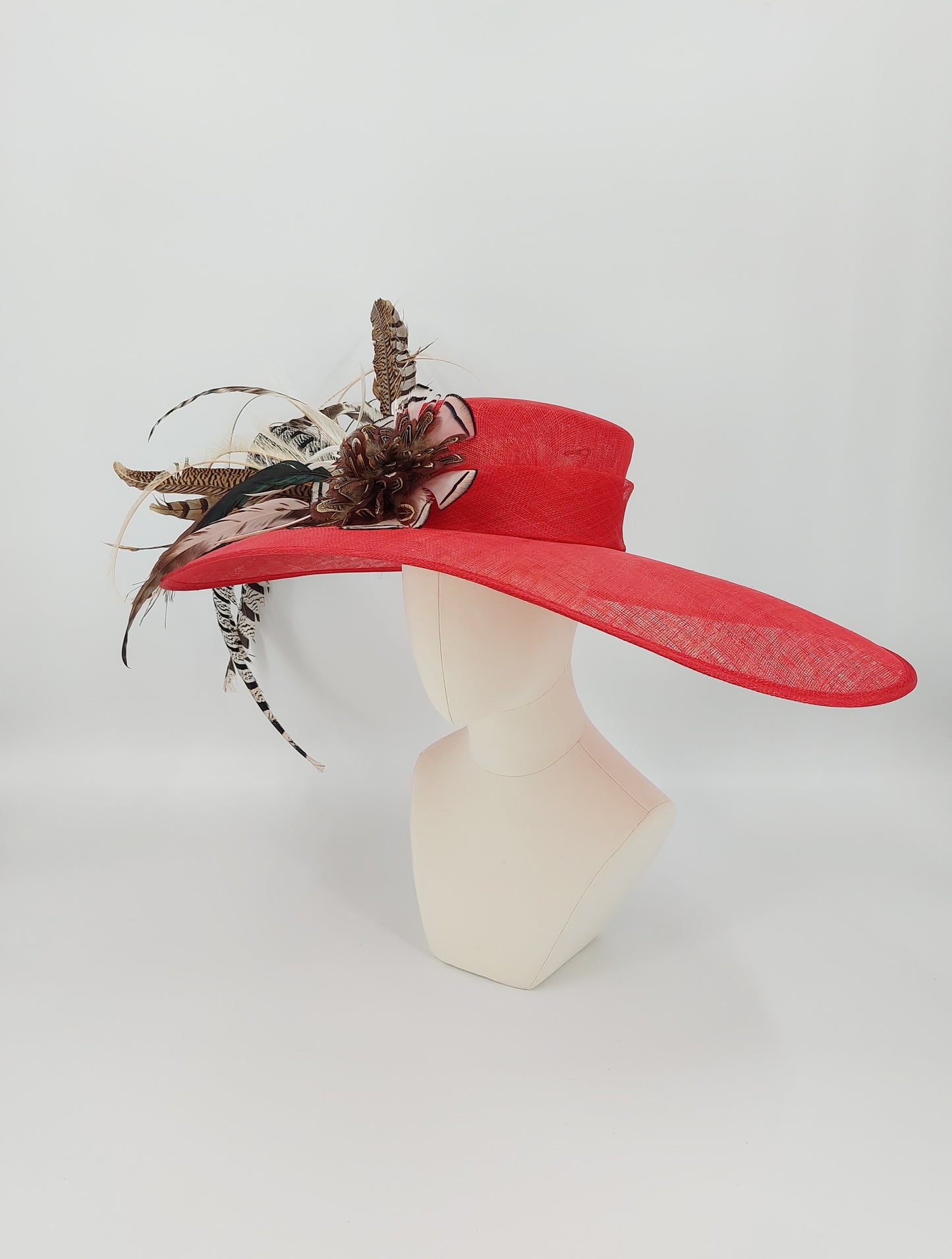 Hat Haven Millinery hat store in Louisville Kentucky, custom hat maker, miller, ladies dress hats, wedding hats, Kentucky Derby hats, fascinators, hatinators, men's hats, hat bands, Ascot hats, fashion on the field, race day hats.
