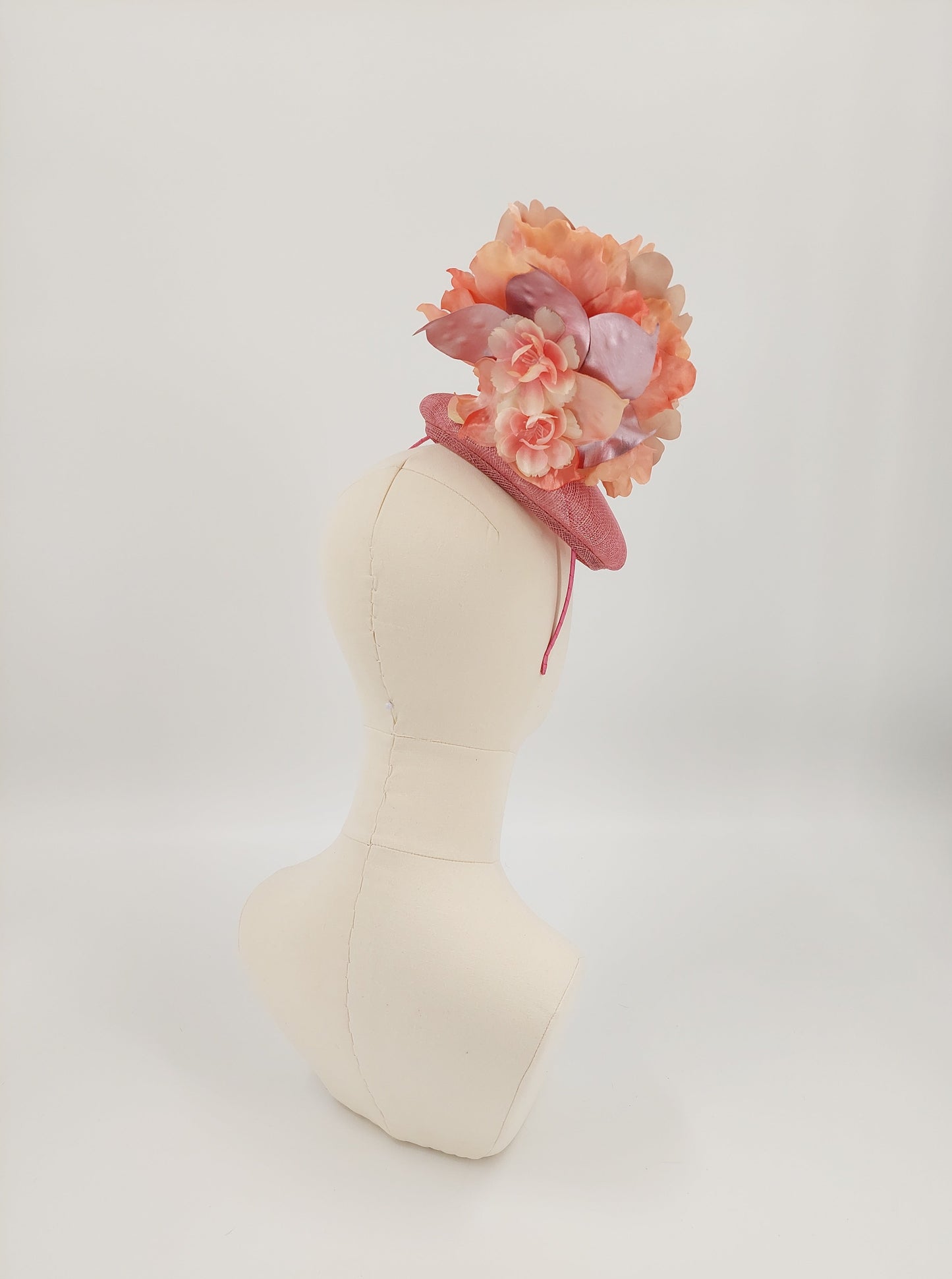 Hat Haven Millinery hat store in Louisville Kentucky, custom hat maker, miller, ladies dress hats, wedding hats, Kentucky Derby hats, fascinators, hatinators, men's hats, hat bands, Ascot hats, fashion on the field, race day hats.