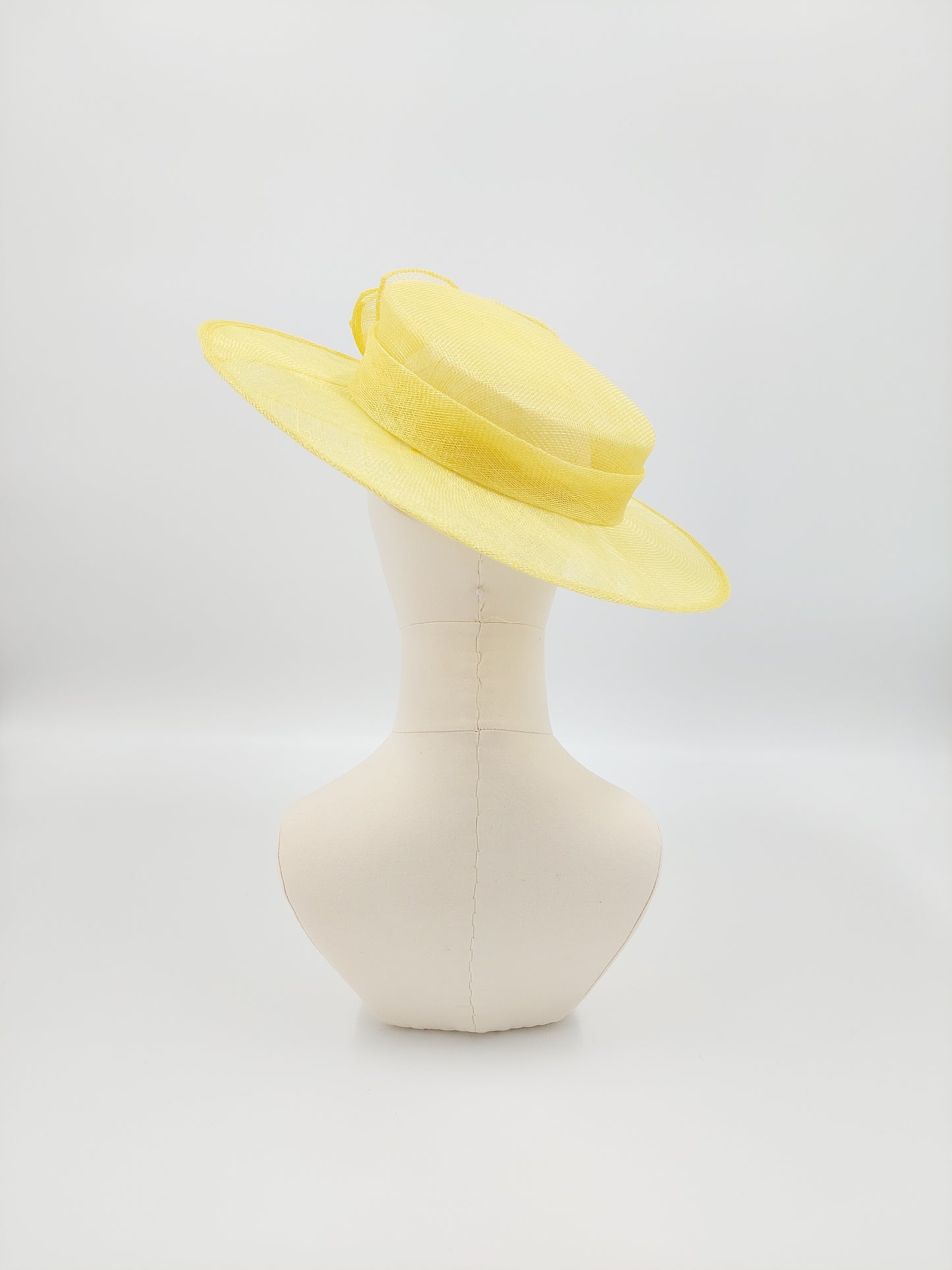 Hat Haven Millinery hat store in Louisville Kentucky, custom hat maker, miller, ladies dress hats, wedding hats, Kentucky Derby hats, fascinators, hatinators, men's hats, hat bands, Ascot hats, fashion on the field, race day hats.