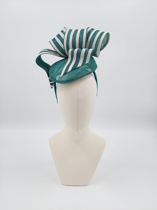 Hat Haven Millinery hat store in Louisville Kentucky, custom hat maker, miller, ladies dress hats, wedding hats, Kentucky Derby hats, fascinators, hatinators, men's hats, hat bands, Ascot hats, fashion on the field, race day hats.