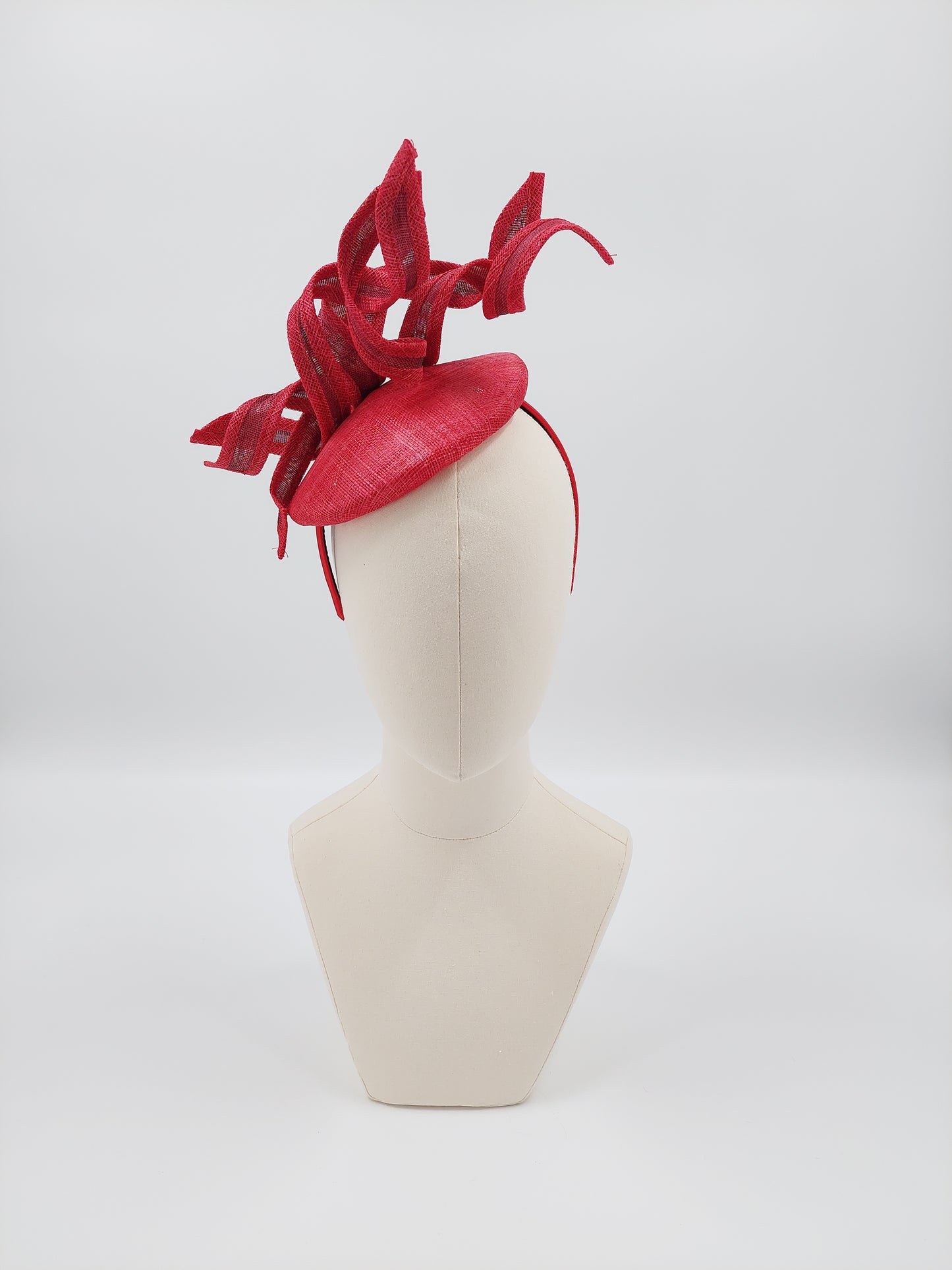 Hat Haven Millinery hat store in Louisville Kentucky, custom hat maker, miller, ladies dress hats, wedding hats, Kentucky Derby hats, fascinators, hatinators, men's hats, hat bands, Ascot hats, fashion on the field, race day hats.