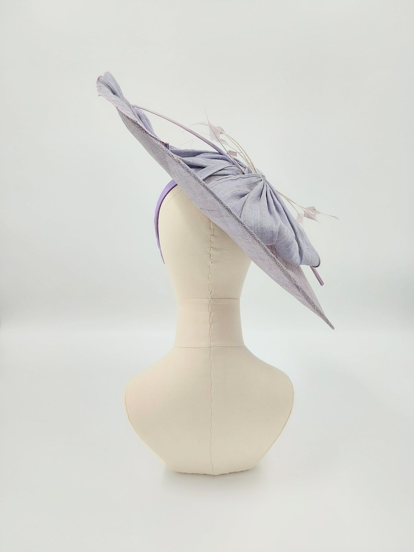 Hat Haven Millinery hat store in Louisville Kentucky, custom hat maker, miller, ladies dress hats, wedding hats, Kentucky Derby hats, fascinators, hatinators, men's hats, hat bands, Ascot hats, fashion on the field, race day hats.