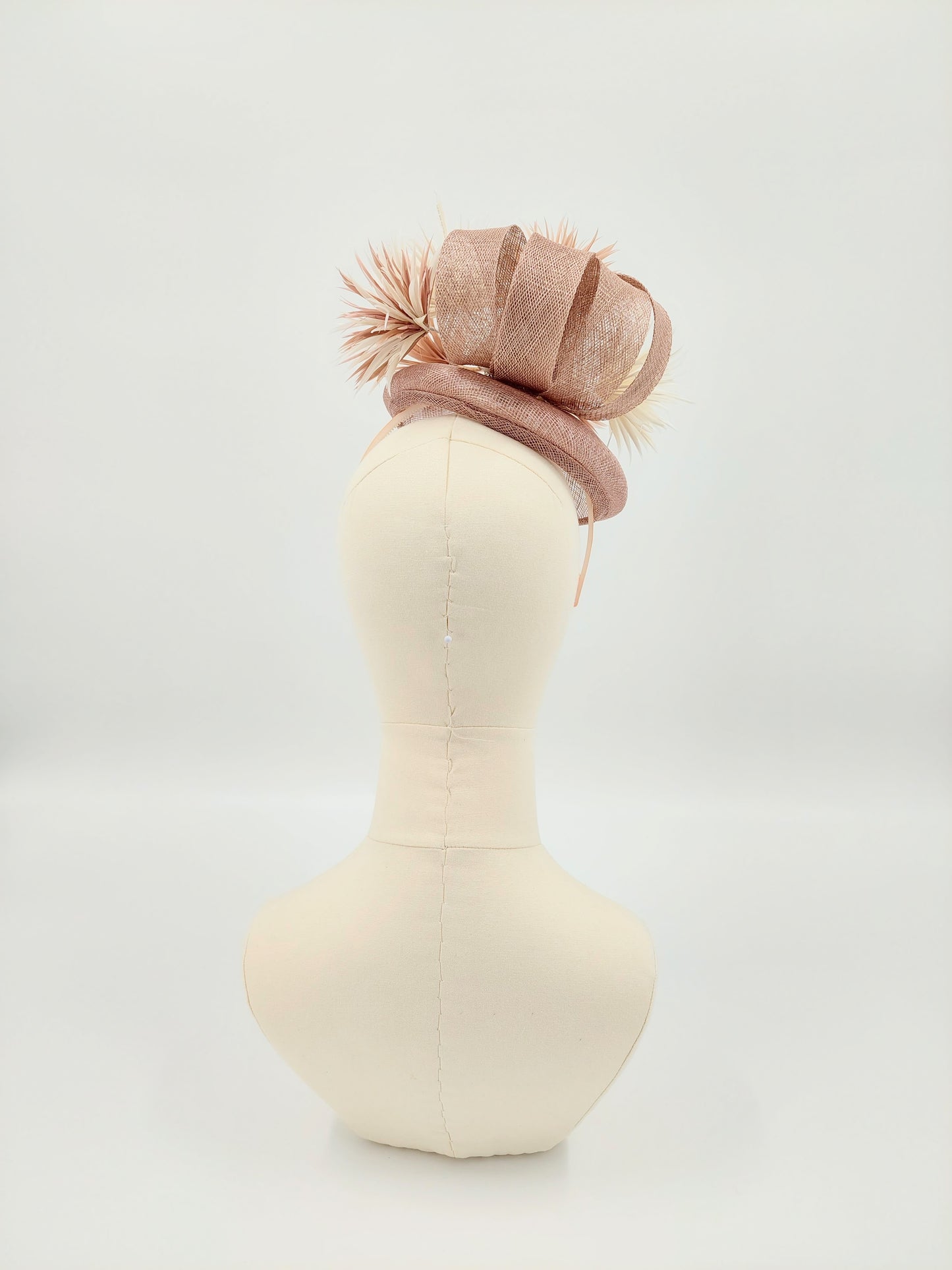 Hat Haven Millinery hat store in Louisville Kentucky, custom hat maker, miller, ladies dress hats, wedding hats, Kentucky Derby hats, fascinators, hatinators, men's hats, hat bands, Ascot hats, fashion on the field, race day hats.