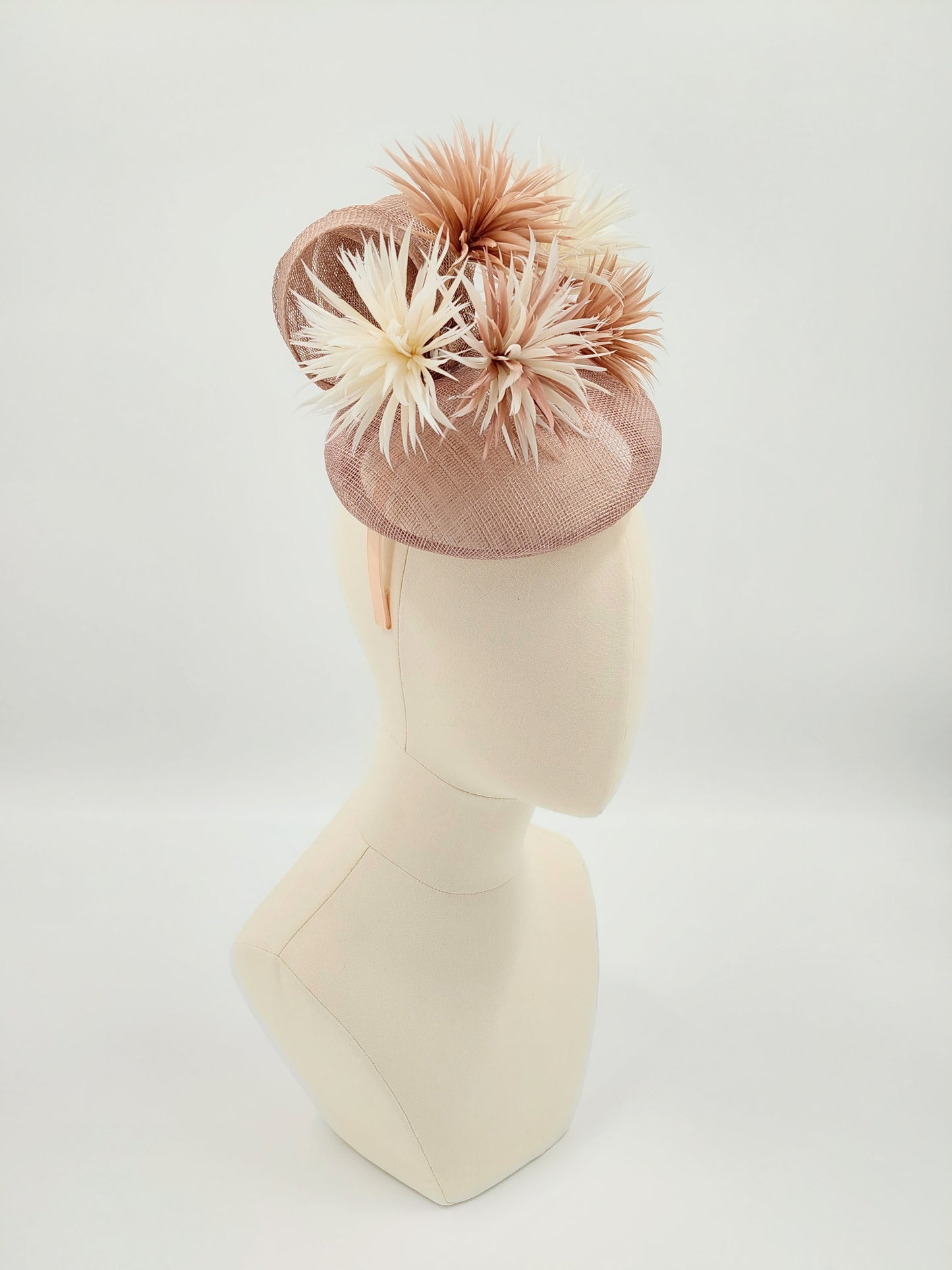 Hat Haven Millinery hat store in Louisville Kentucky, custom hat maker, miller, ladies dress hats, wedding hats, Kentucky Derby hats, fascinators, hatinators, men's hats, hat bands, Ascot hats, fashion on the field, race day hats.