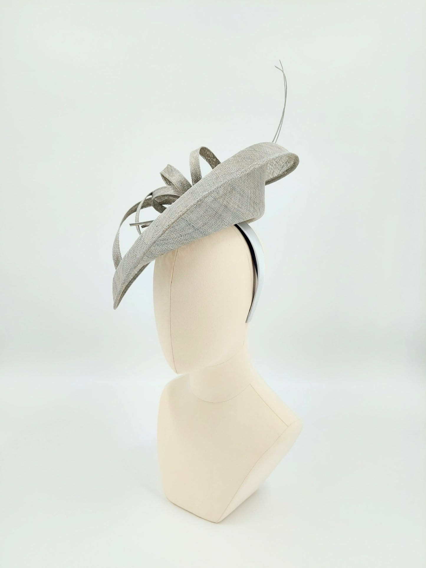 Hat Haven Millinery hat store in Louisville Kentucky, custom hat maker, miller, ladies dress hats, wedding hats, Kentucky Derby hats, fascinators, hatinators, men's hats, hat bands, Ascot hats, fashion on the field, race day hats.