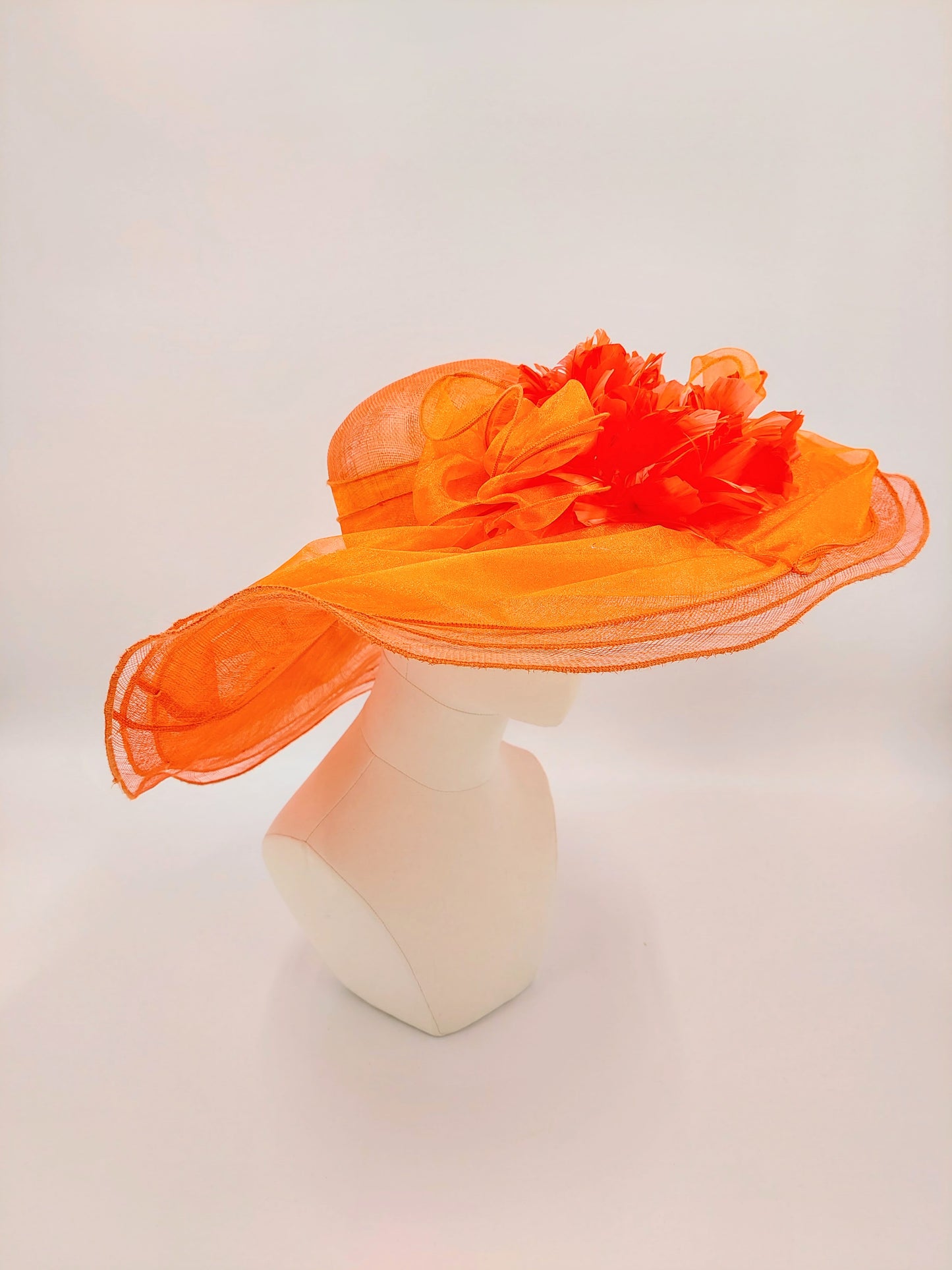 Hat Haven Millinery hat store in Louisville Kentucky, custom hat maker, miller, ladies dress hats, wedding hats, Kentucky Derby hats, fascinators, hatinators, men's hats, hat bands, Ascot hats, fashion on the field, race day hats.