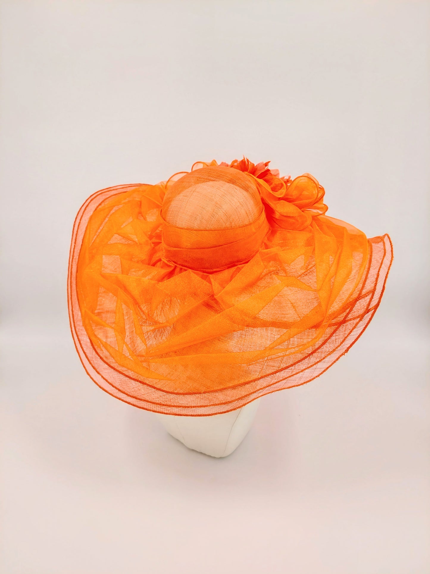 Hat Haven Millinery hat store in Louisville Kentucky, custom hat maker, miller, ladies dress hats, wedding hats, Kentucky Derby hats, fascinators, hatinators, men's hats, hat bands, Ascot hats, fashion on the field, race day hats.