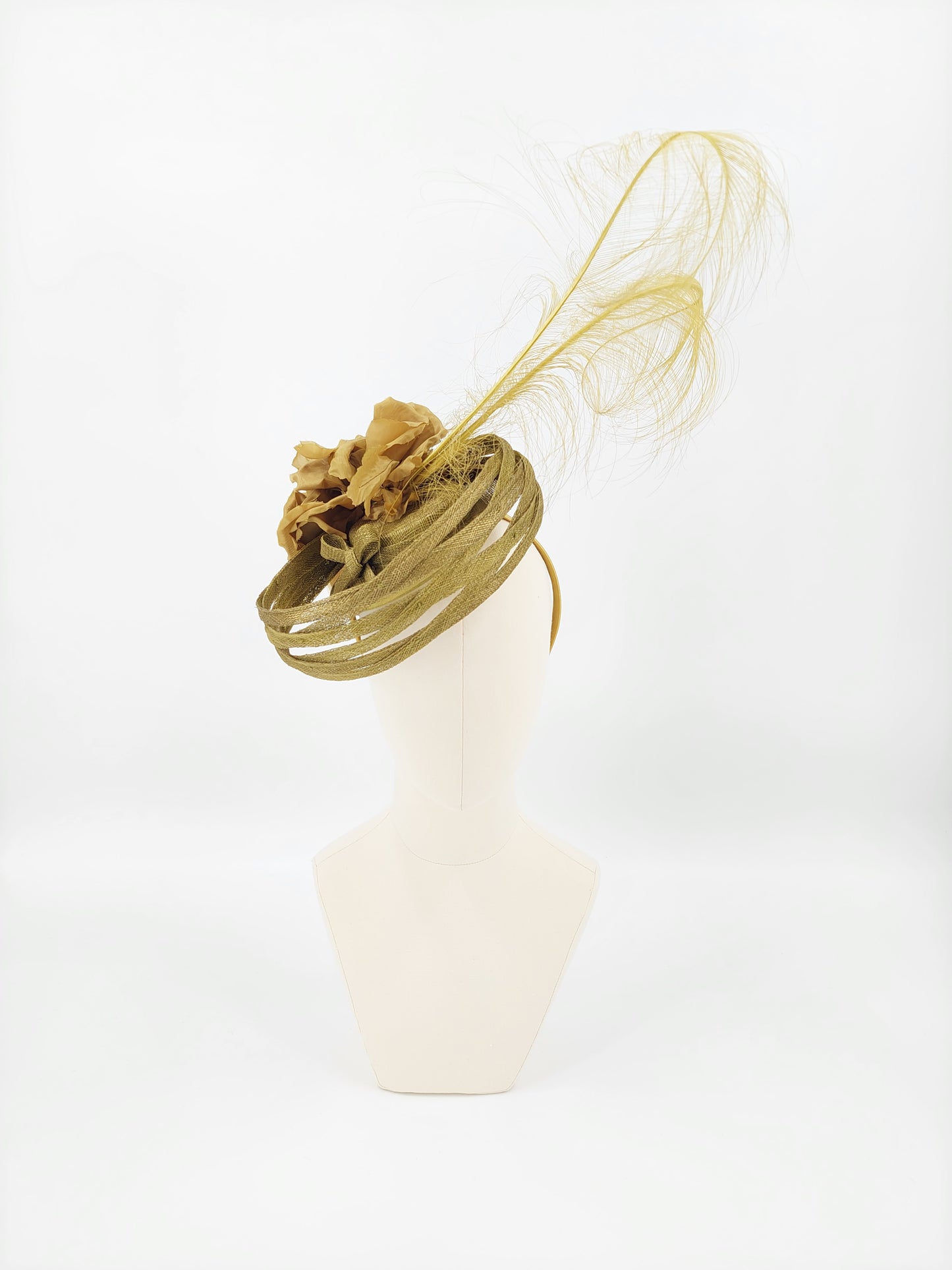 Hat Haven Millinery hat store in Louisville Kentucky, custom hat maker, miller, ladies dress hats, wedding hats, Kentucky Derby hats, fascinators, hatinators, men's hats, hat bands, Ascot hats, fashion on the field, race day hats.