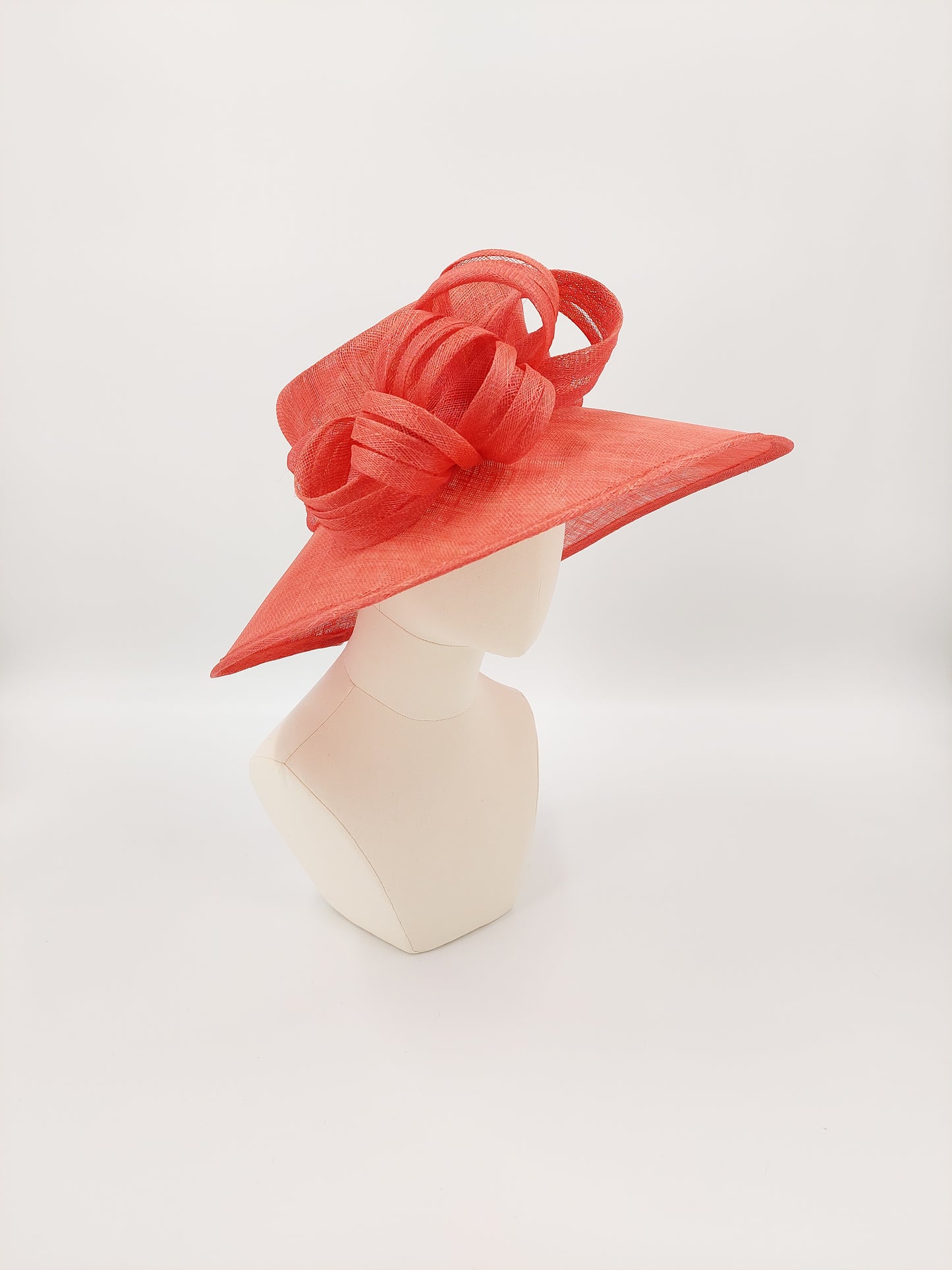 Hat Haven Millinery - handmade hats in Louisville, Kentucky. Custom hats, Derby hats, fascinators, dress hats, Ascot hats, men's hats, hat bands, hat maker, milliner, hatter, church hat, race day hats, hat store in Louisville.