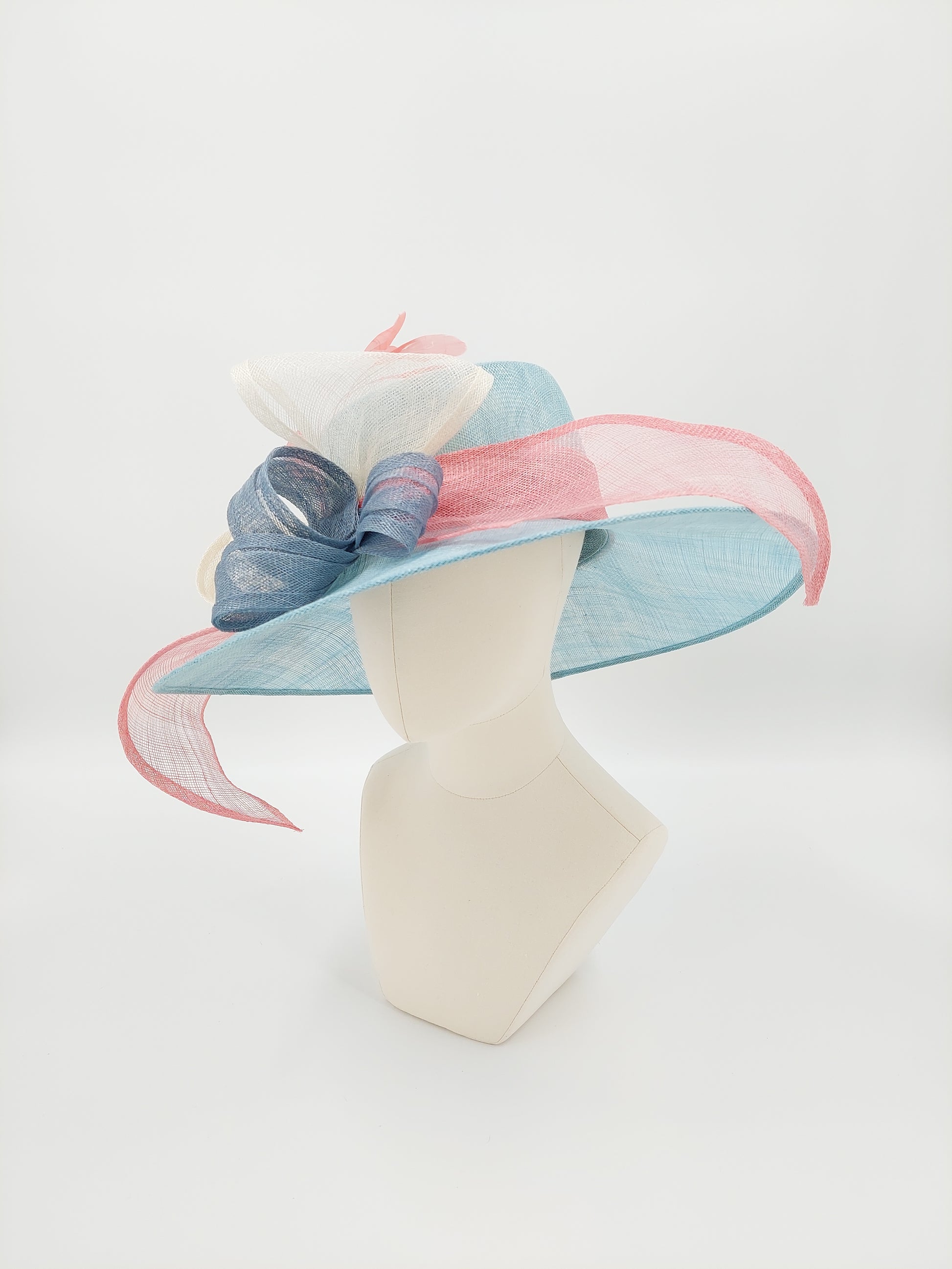 Hat Haven Millinery - handmade hats in Louisville, Kentucky. Custom hats, Derby hats, fascinators, dress hats, Ascot hats, men's hats, hat bands, hat maker, milliner, hatter, church hat, race day hats, hat store in Louisville.