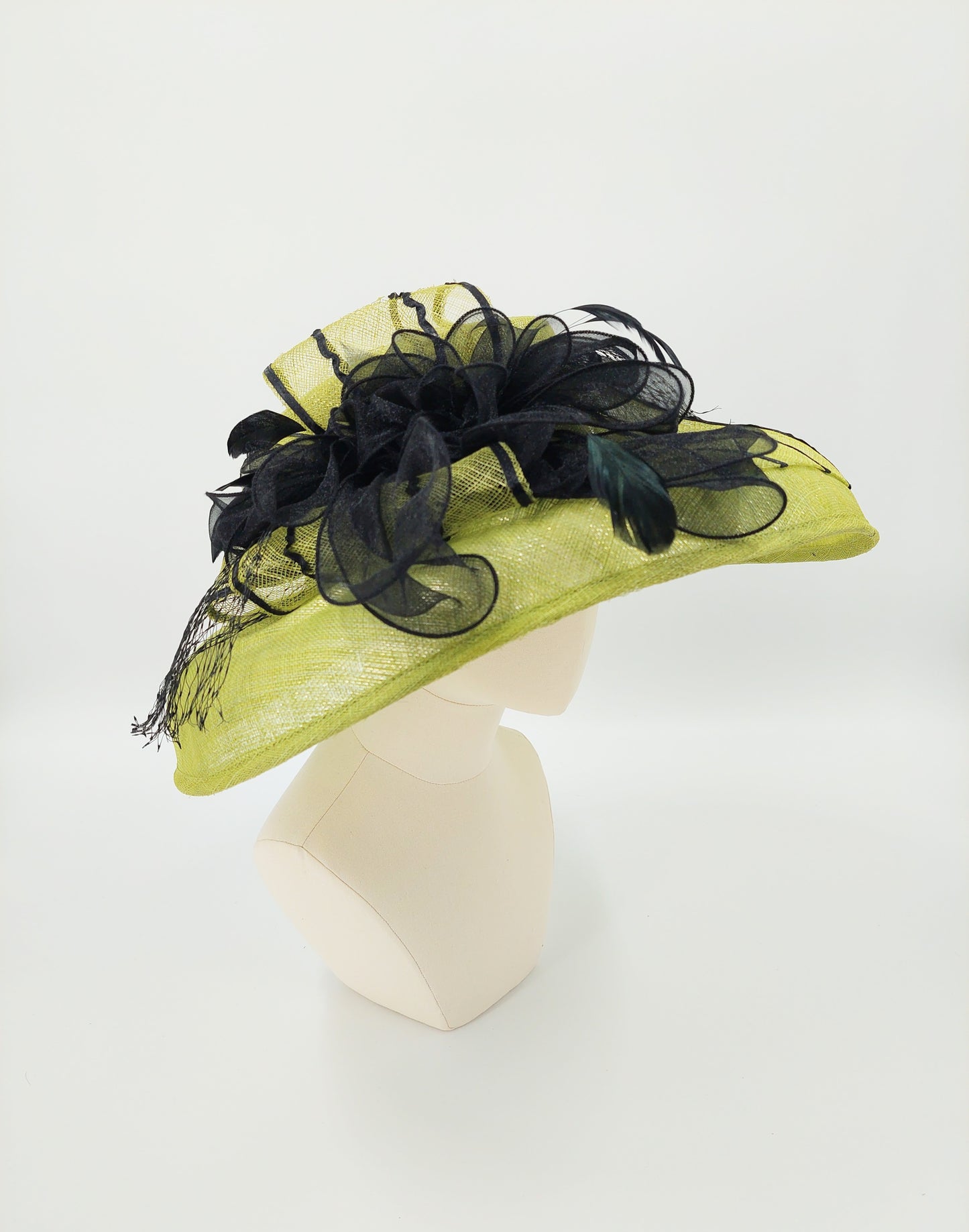 Hat Haven Millinery - handmade hats in Louisville, Kentucky. Custom hats, Derby hats, fascinators, dress hats, Ascot hats, men's hats, hat bands, hat maker, milliner, hatter, church hat, race day hats, hat store in Louisville.