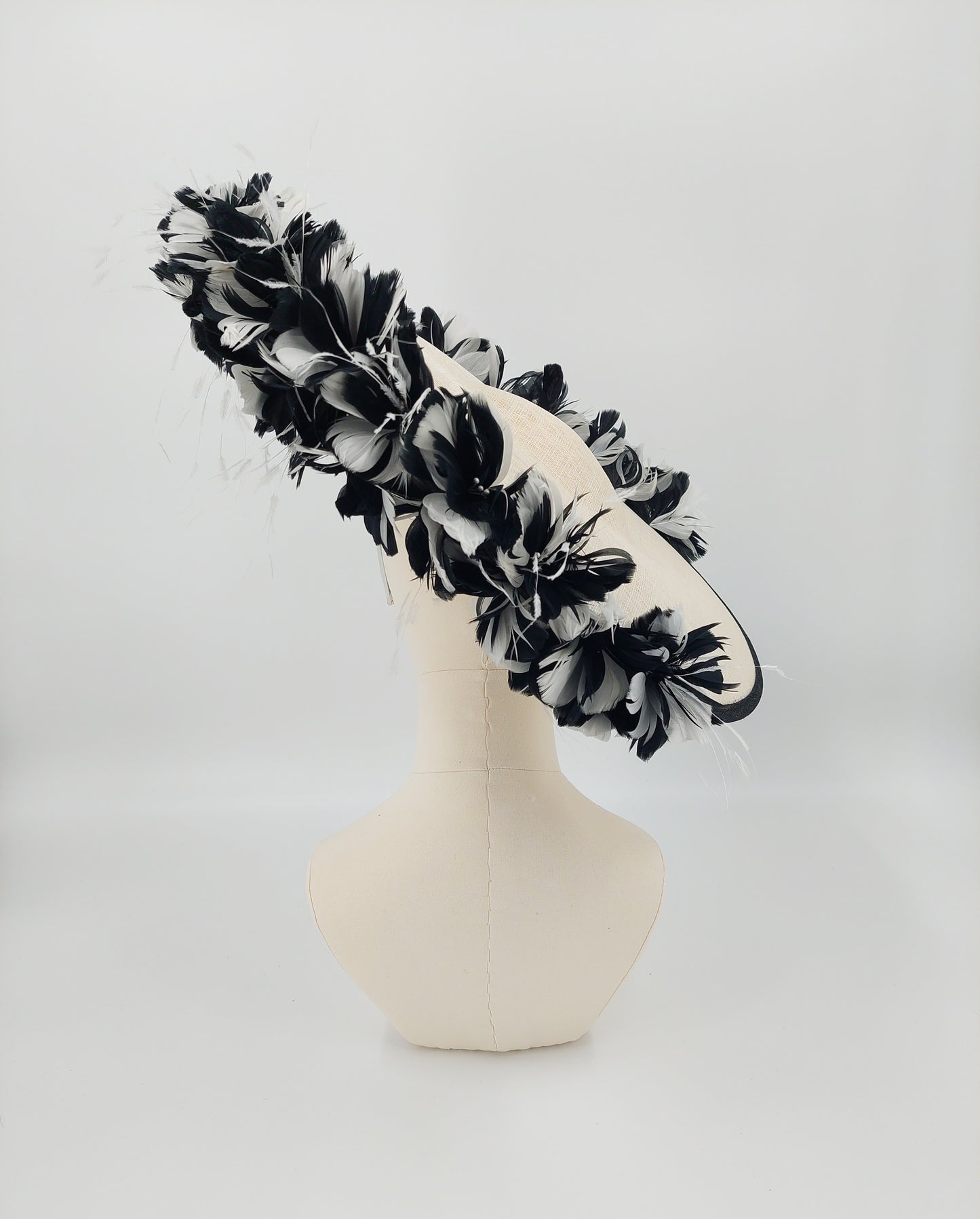 Hat Haven Millinery - handmade hats in Louisville, Kentucky. Custom hats, Derby hats, fascinators, dress hats, Ascot hats, men's hats, hat bands, hat maker, milliner, hatter, church hat, race day hats, hat store in Louisville.