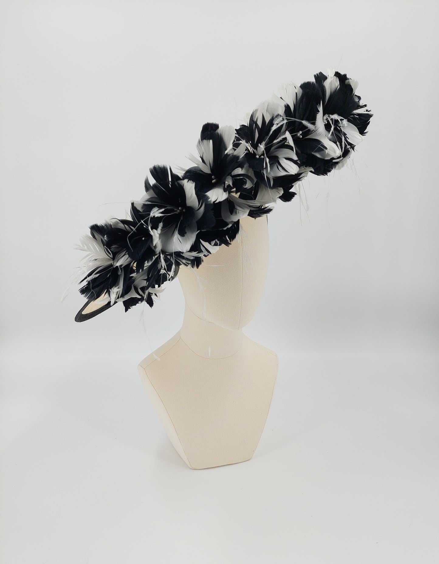 Hat Haven Millinery - handmade hats in Louisville, Kentucky. Custom hats, Derby hats, fascinators, dress hats, Ascot hats, men's hats, hat bands, hat maker, milliner, hatter, church hat, race day hats, hat store in Louisville.