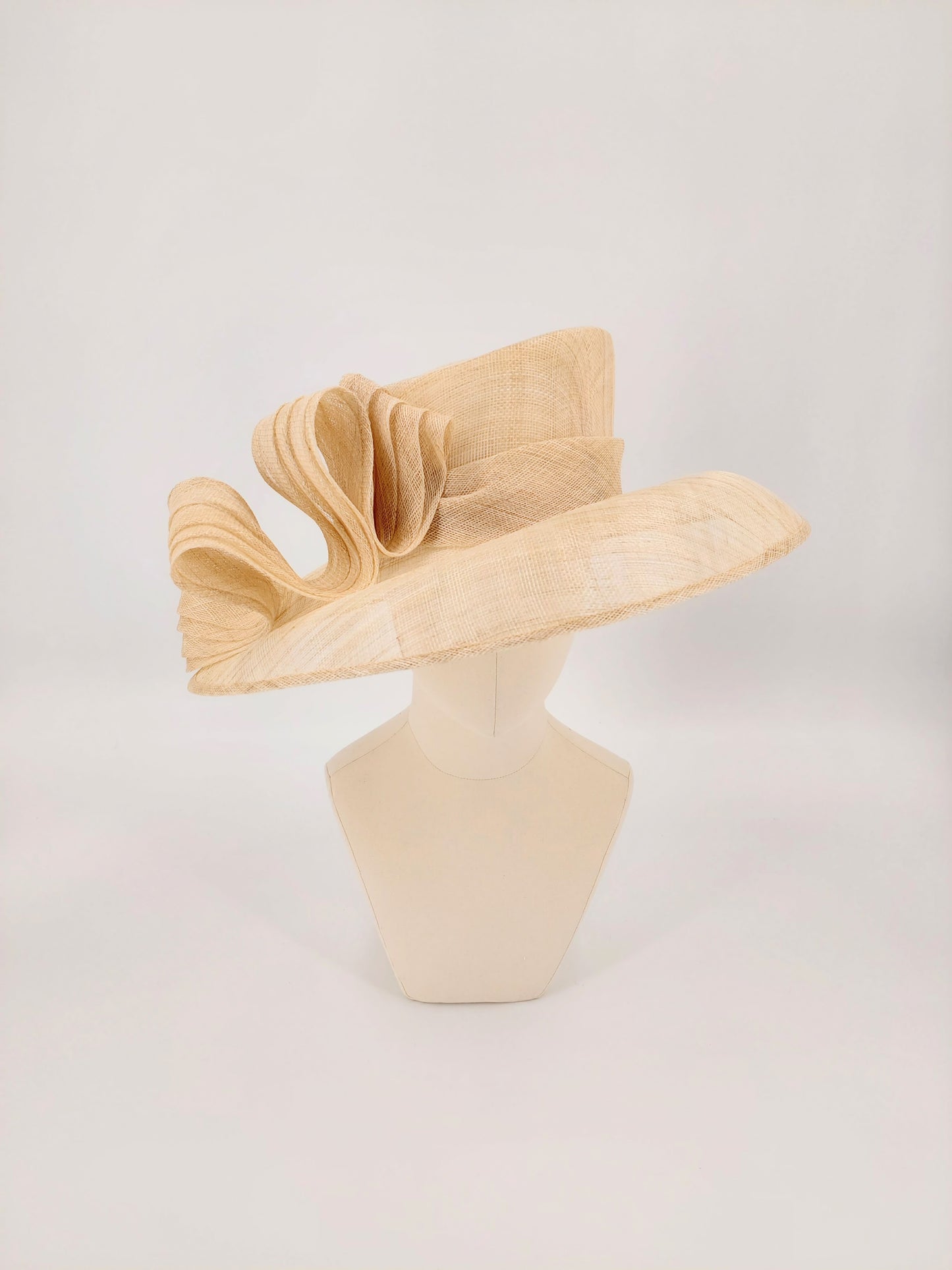 Hat Haven Millinery - handmade hats in Louisville, Kentucky. Custom hats, Derby hats, fascinators, dress hats, Ascot hats, men's hats, hat bands, hat maker, milliner, hatter, church hat, race day hats, hat store in Louisville.
