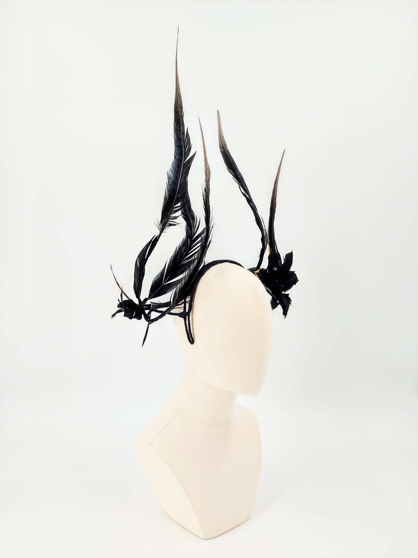 Hat Haven Millinery - custom hats and fascinators in Louisville, Kentucky. Kentucky Derby hats, ladies fascinators, men's hats, hat maker, hatter, milliner, handmade hats, church hats, Ascot hats, racing fashion, fashions on the field.
