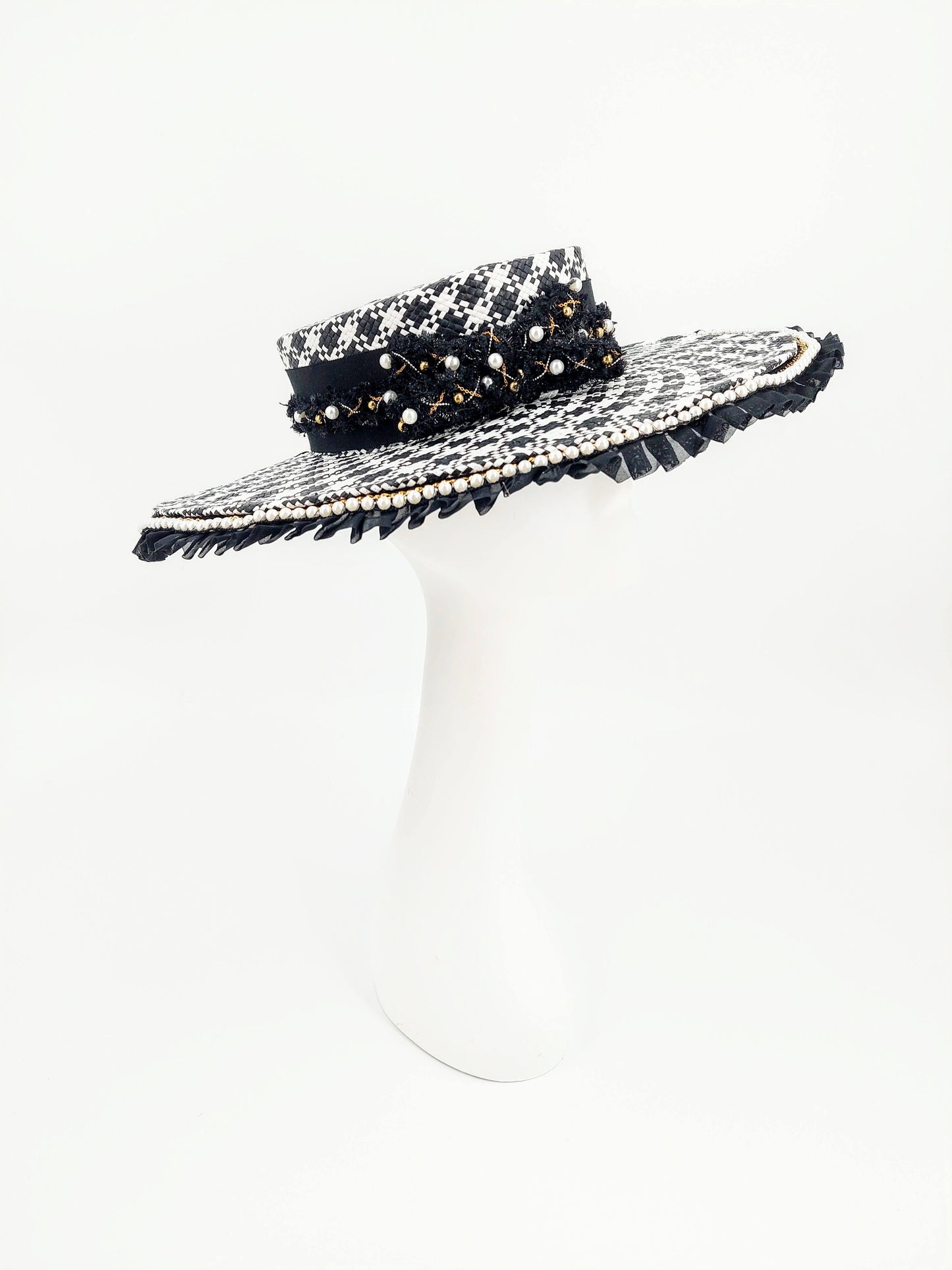 Hat Haven Millinery - Hand made Kentucky Derby hats and fascinators. Custom hat maker.