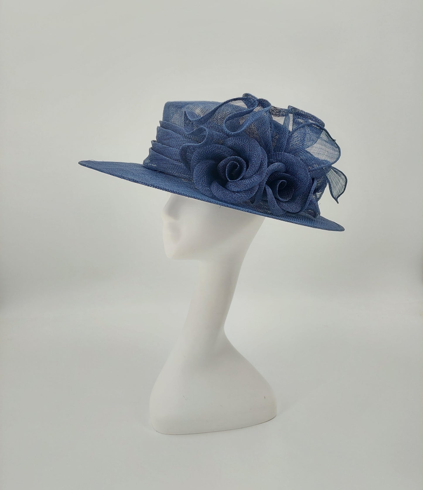 Hat Haven Millinery - An Official Milliner of the Kentucky Derby Museum. Hand made Kentucky Derby Hats & Fascinators. Visit of pop up shop at the Hyatt Regency during Derby week.