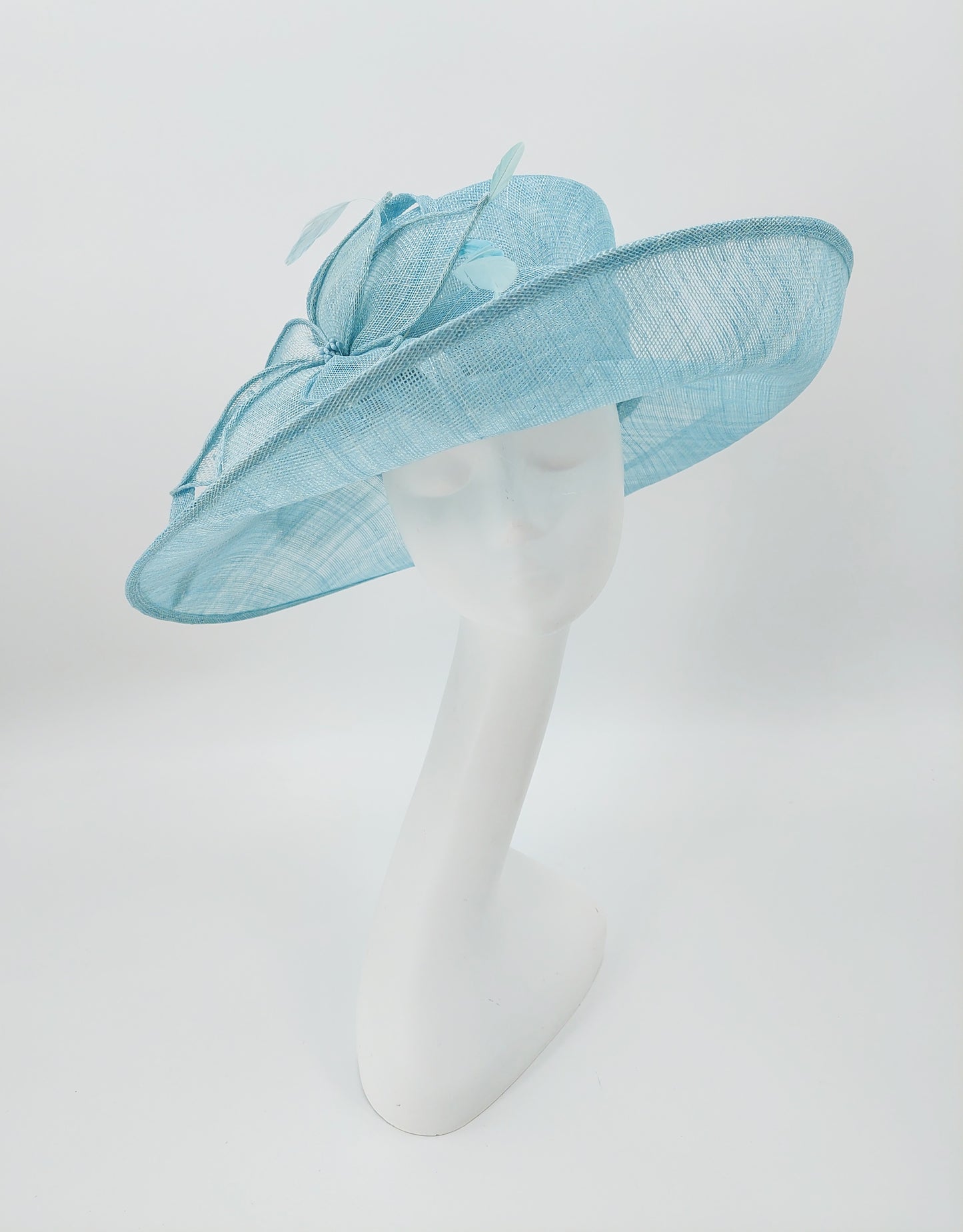 Hat Haven Millinery - An Official Milliner of the Kentucky Derby Museum. Hand made Kentucky Derby Hats & Fascinators. Visit of  pop up shop at the Hyatt Regency during Derby week.