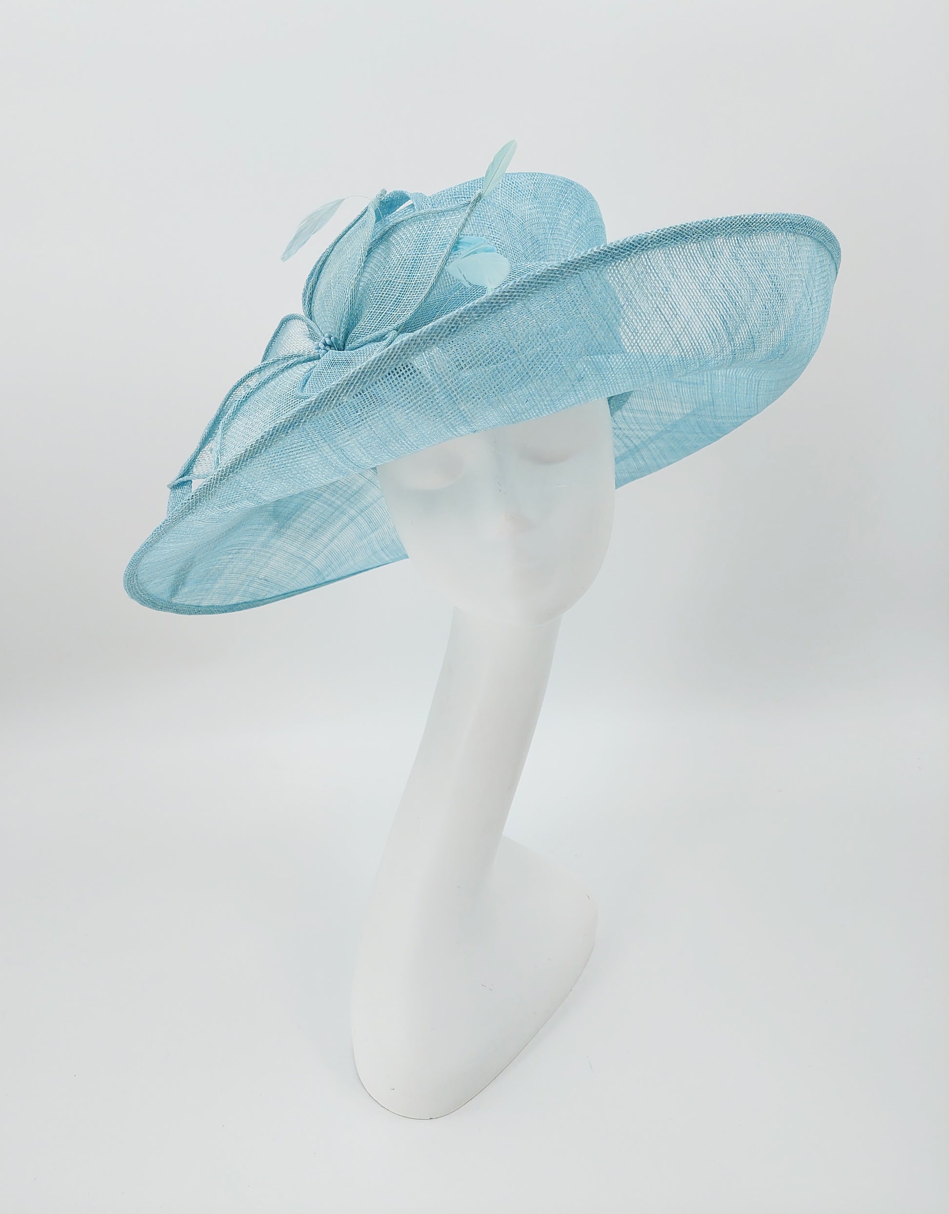 Hat Haven Millinery - An Official Milliner of the Kentucky Derby Museum. Hand made Kentucky Derby Hats & Fascinators. Visit of  pop up shop at the Hyatt Regency during Derby week.