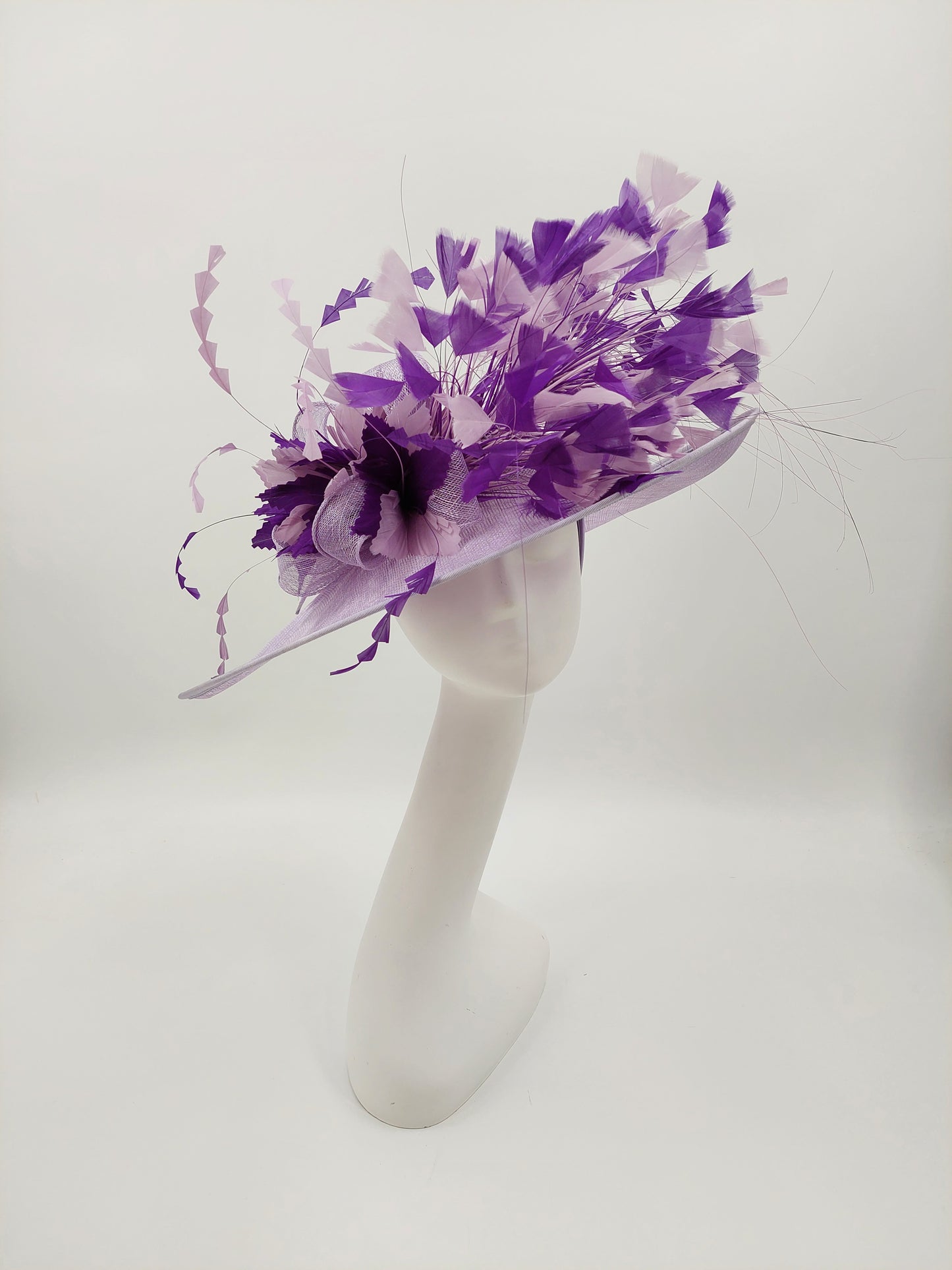 Hat Haven Millinery - Official Milliner of the Kentucky Derby Museum. Featured in the Official Style Guide for the Kentucky Derby. Visit our pop up shop at the Hyatt Regency Louisville during Derby Week.
