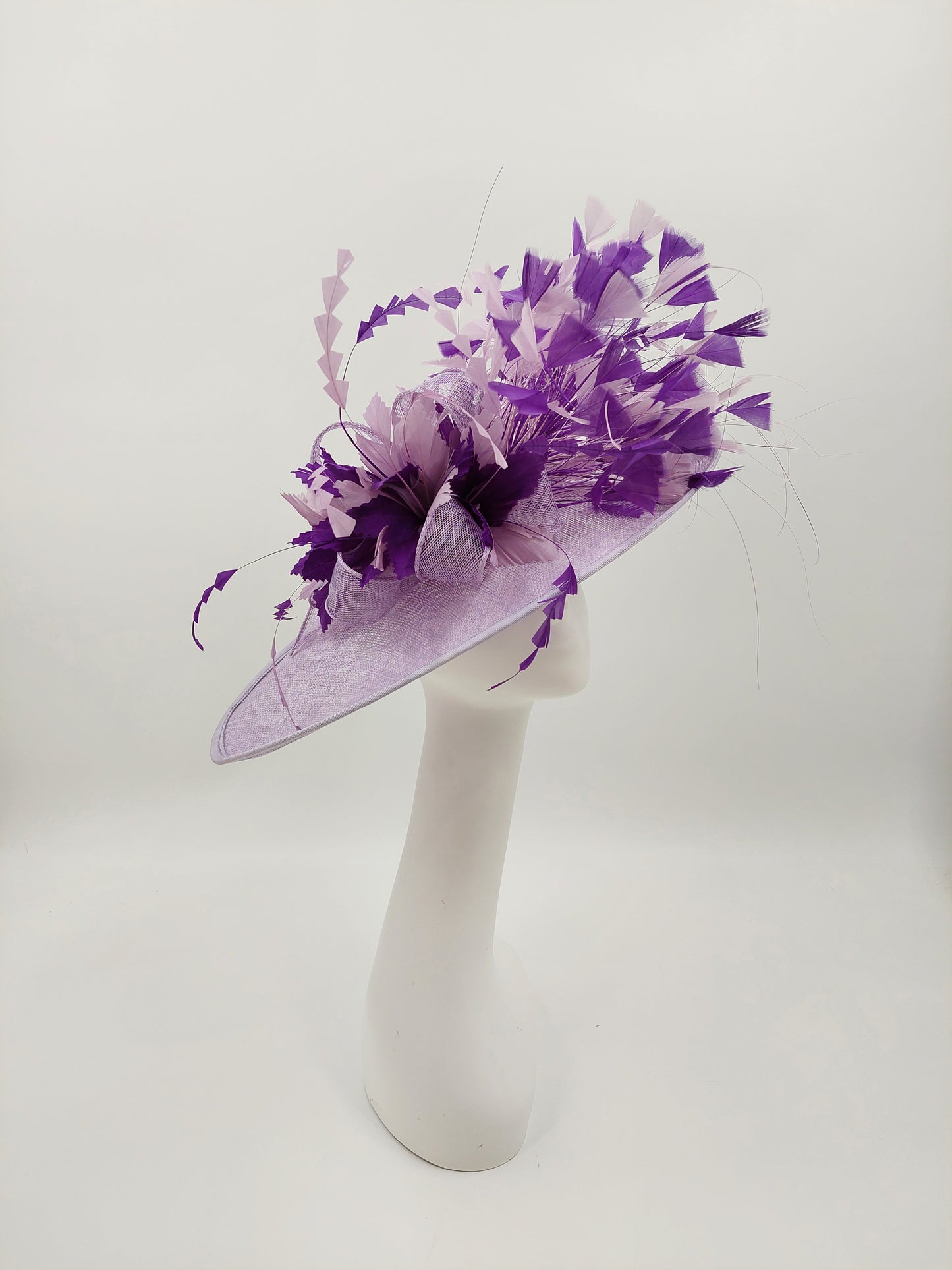 Hat Haven Millinery - Official Milliner of the Kentucky Derby Museum. Featured in the Official Style Guide for the Kentucky Derby. Visit our pop up shop at the Hyatt Regency Louisville during Derby Week.