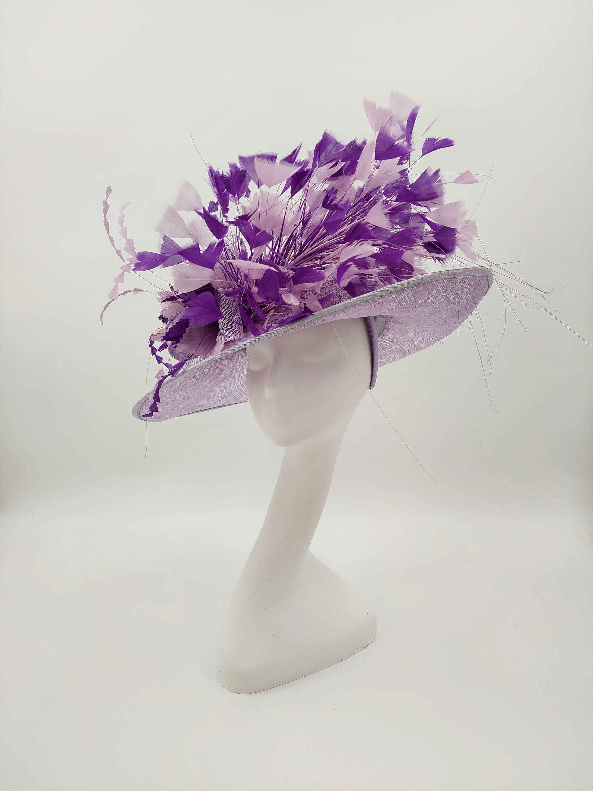 Hat Haven Millinery - Official Milliner of the Kentucky Derby Museum. Featured in the Official Style Guide for the Kentucky Derby. Visit our pop up shop at the Hyatt Regency Louisville during Derby Week.