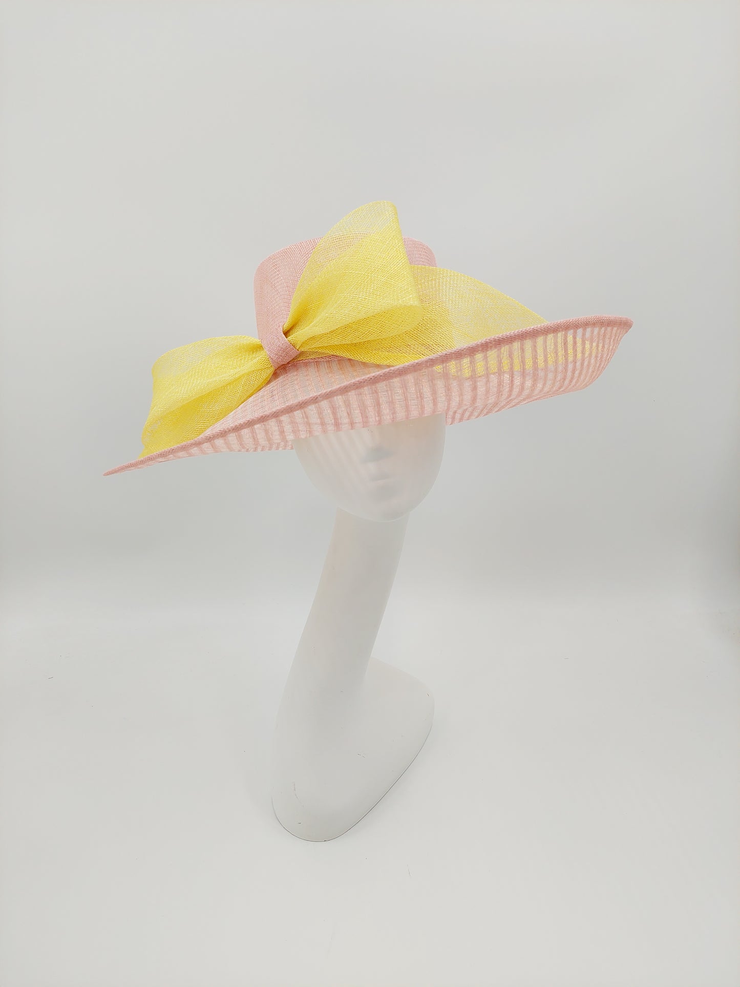 Hat Haven Millinery - Official Milliner of the Kentucky Derby Museum. Featured in the Official Style Guide for the Kentucky Derby. Visit our pop up shop during Derby Week at the Hyatt Regency in downtown Louisville.