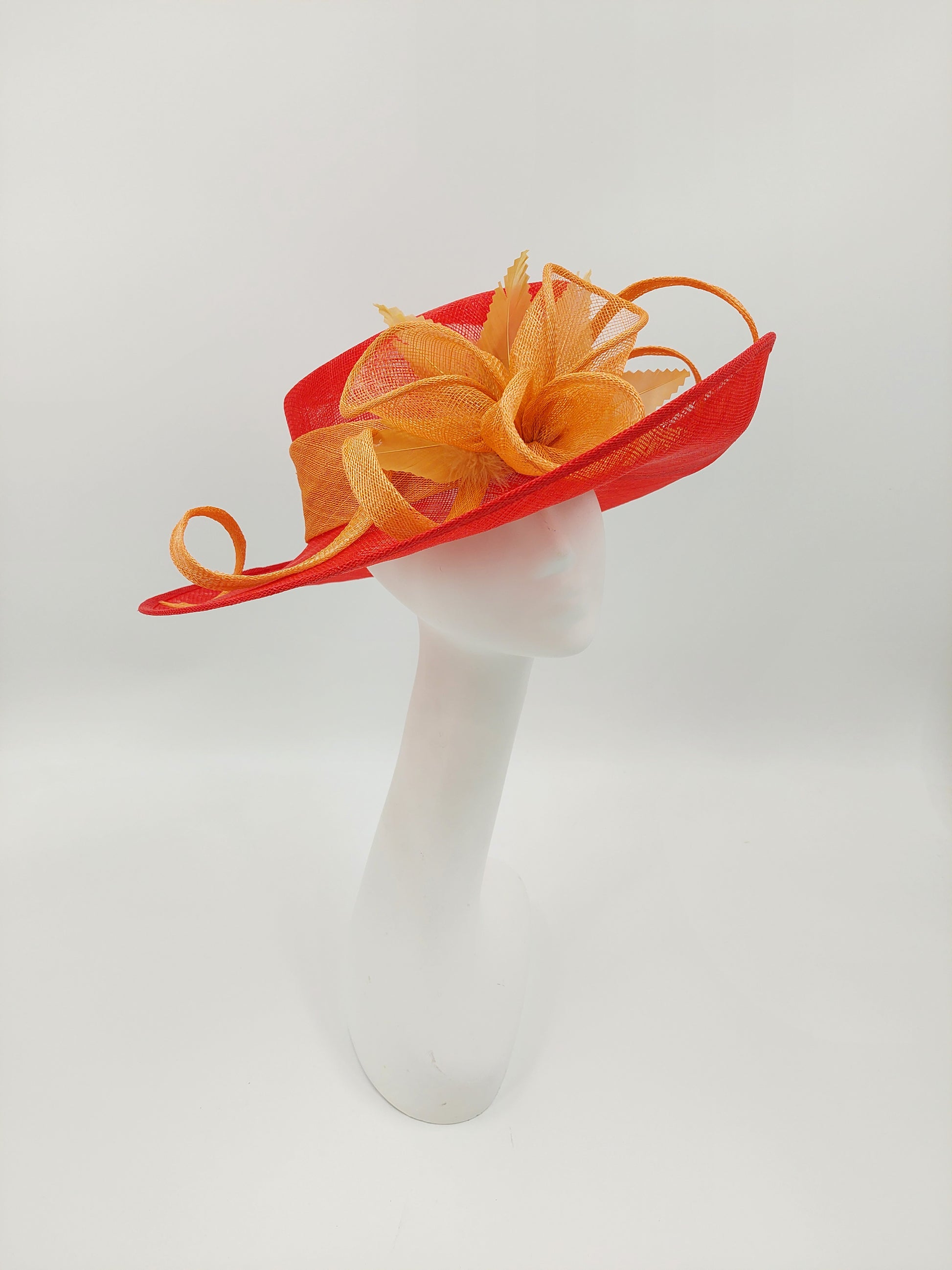 Hat Haven Millinery - Custom Kentucky Derby Hats and Fascinators. Official Milliner of the Kentucky Derby Museum. Featured in the Official Style Guide for the Kentucky Derby. Visit our pop up shop at the Hyatt Regency in downtown Louisville.