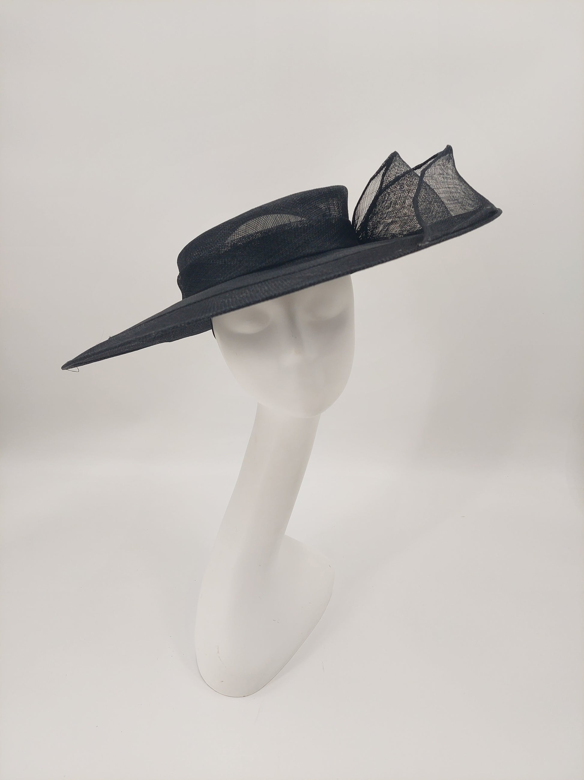 Hat Haven Millinery - Custom Kentucky Derby Hats and Fascinators. Official Milliner of the Kentucky Derby Museum. Featured in the Official Style Guide for the Kentucky Derby. Visit our pop up shop at the Hyatt Regency in downtown Louisville.