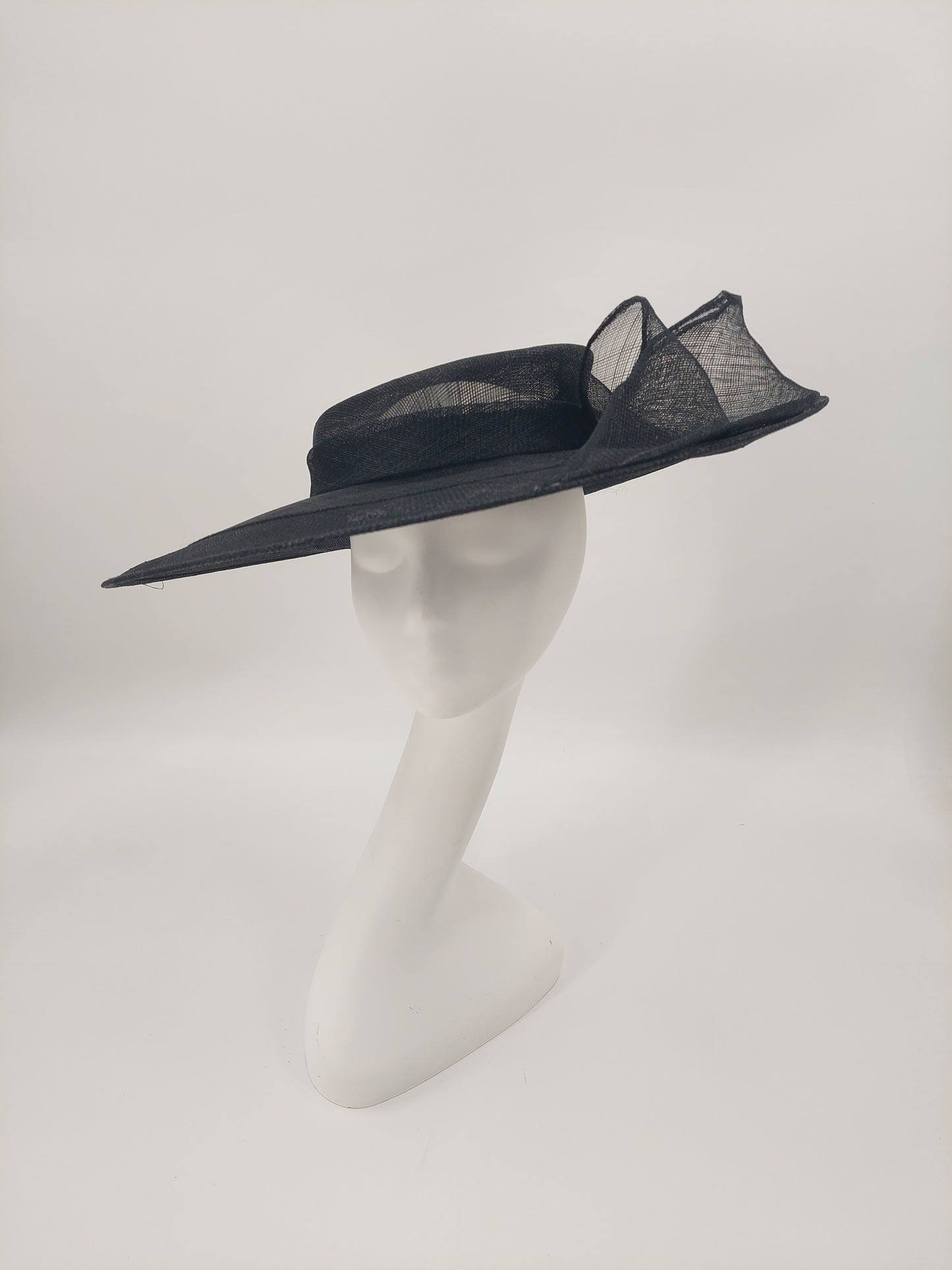 Hat Haven Millinery - Custom Kentucky Derby Hats and Fascinators. Official Milliner of the Kentucky Derby Museum. Featured in the Official Style Guide for the Kentucky Derby. Visit our pop up shop at the Hyatt Regency in downtown Louisville.